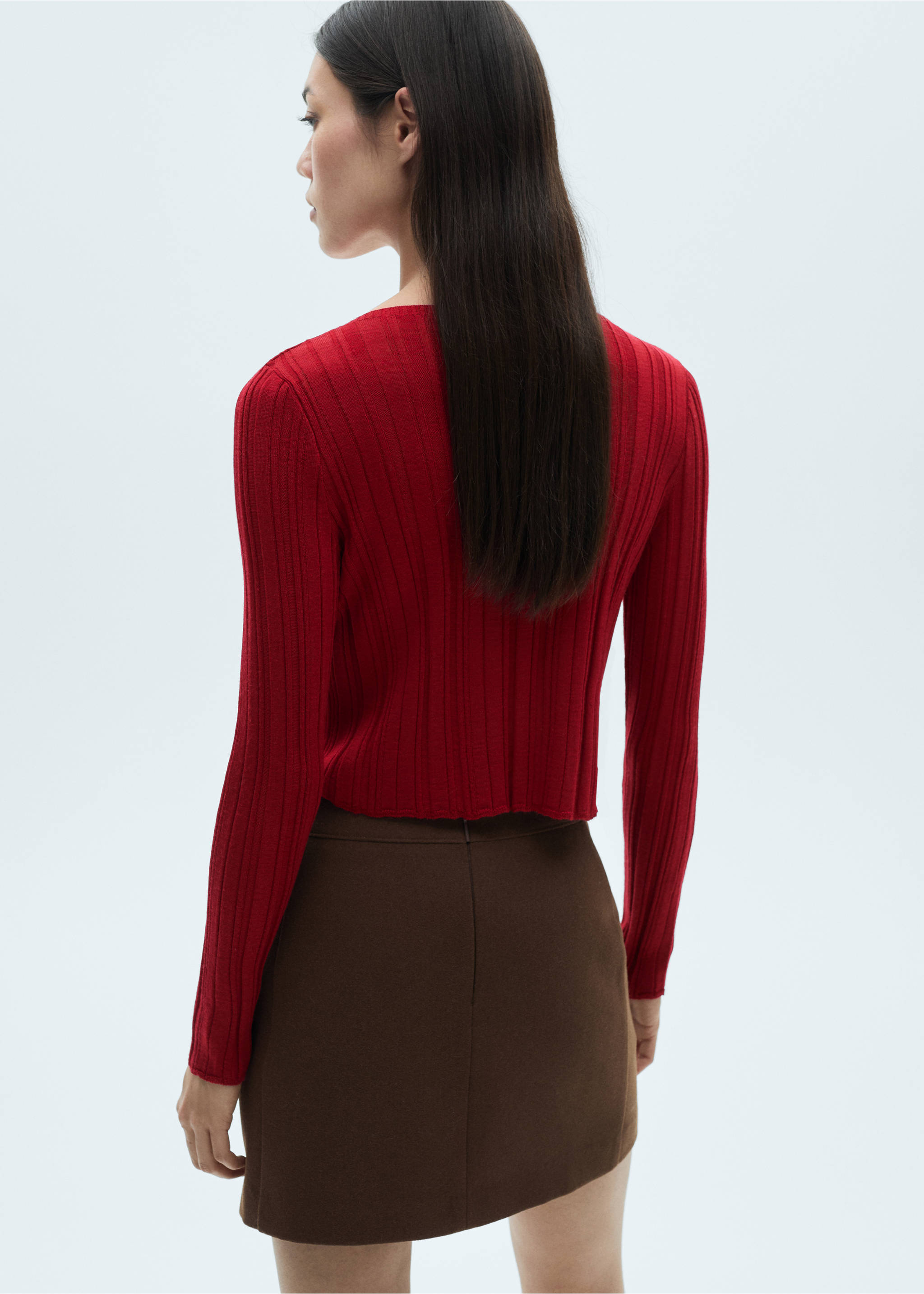 Strickcardigan mit Schleifen - Rückseite des Artikels, Rot. Ref: 77017715-00.