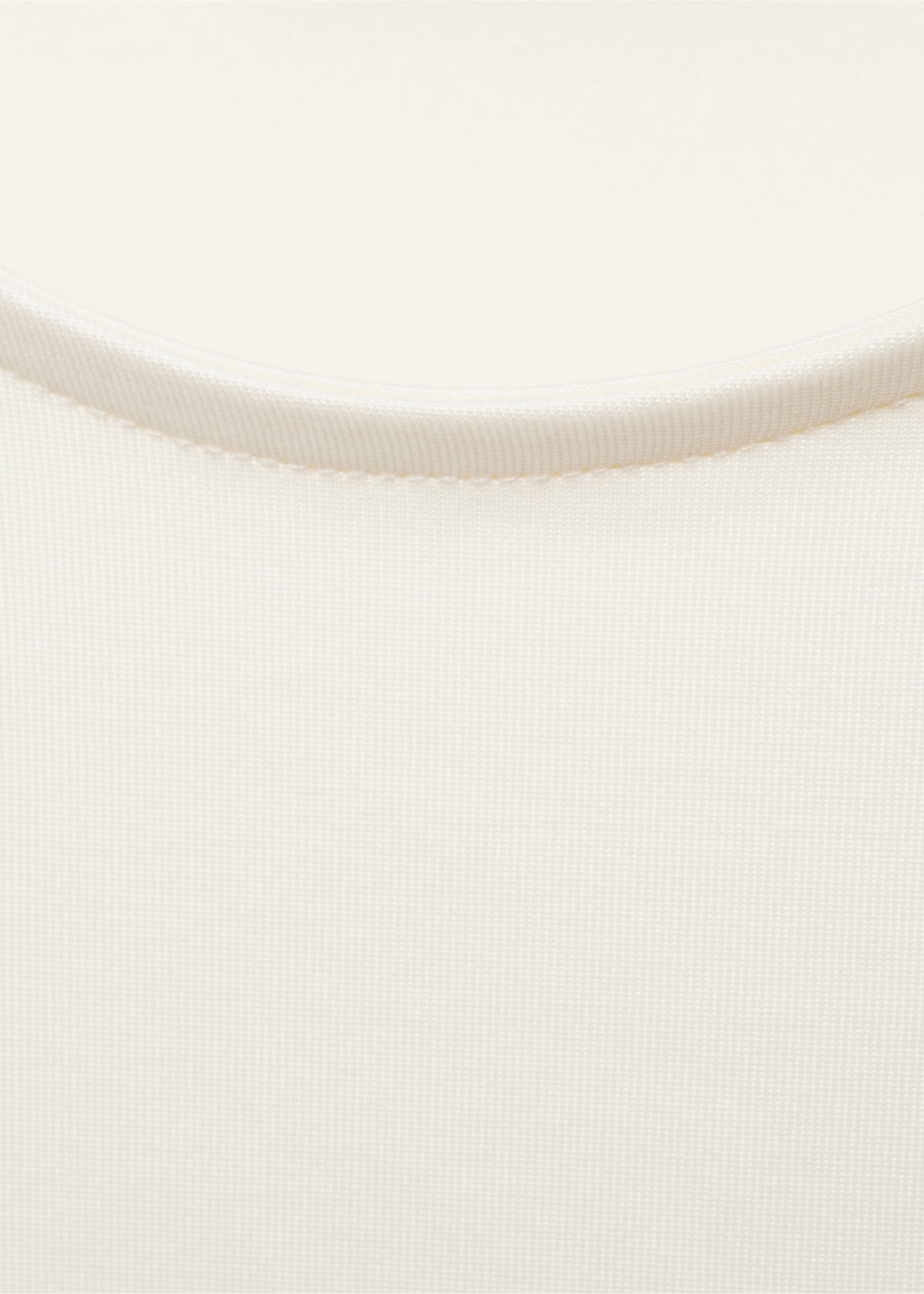 Samarreta màniga tres quarts - Detall de l'article 8, Cru. Ref: 77017722-00.