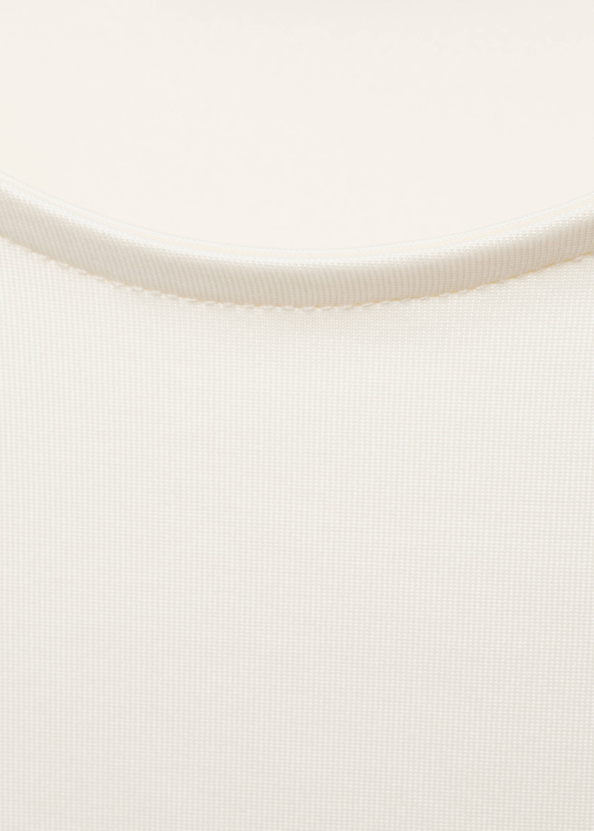 Three-quarter sleeve t-shirt - Details of the article 8