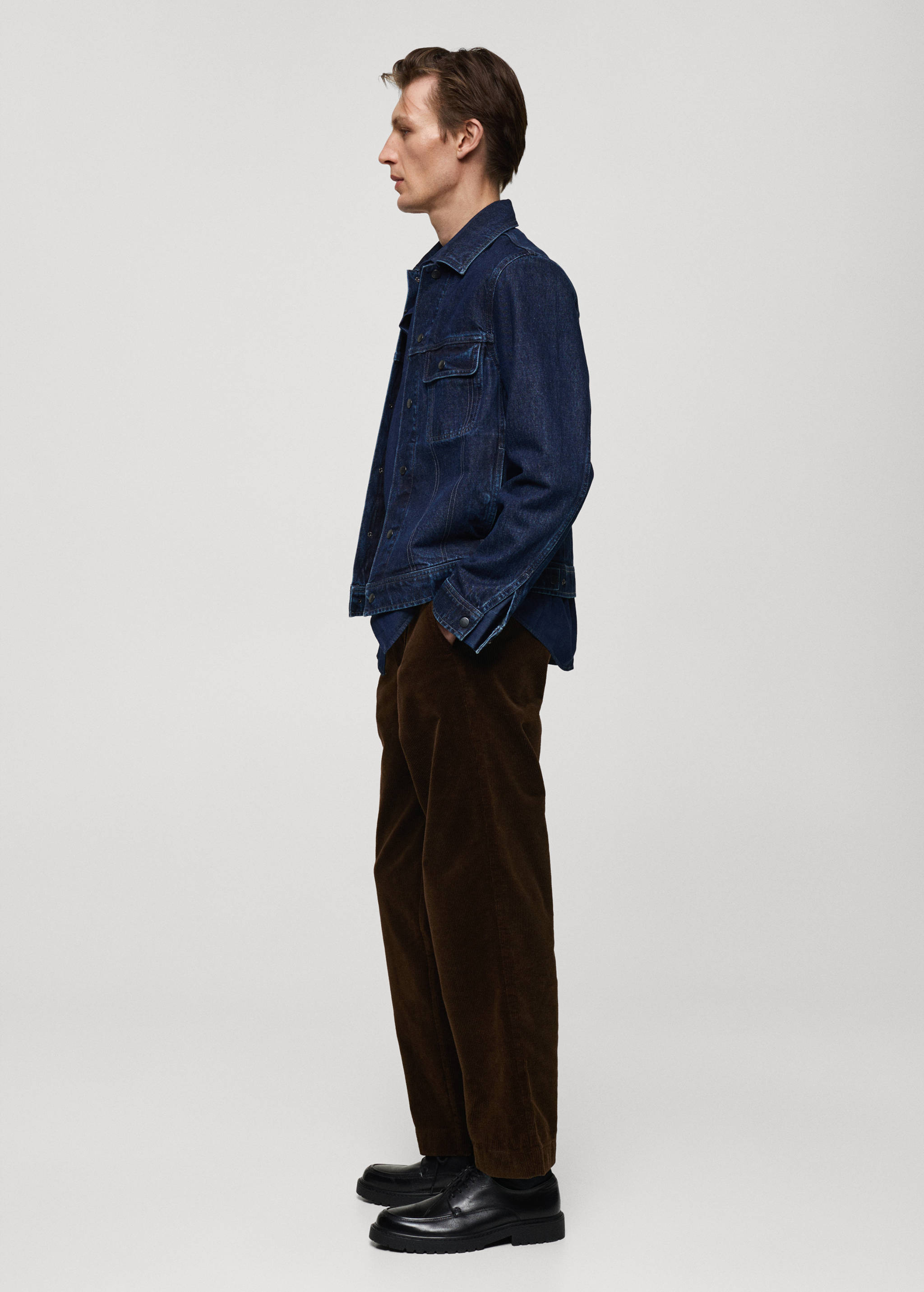 Corduroy straight-fit trousers - Details of the article 2