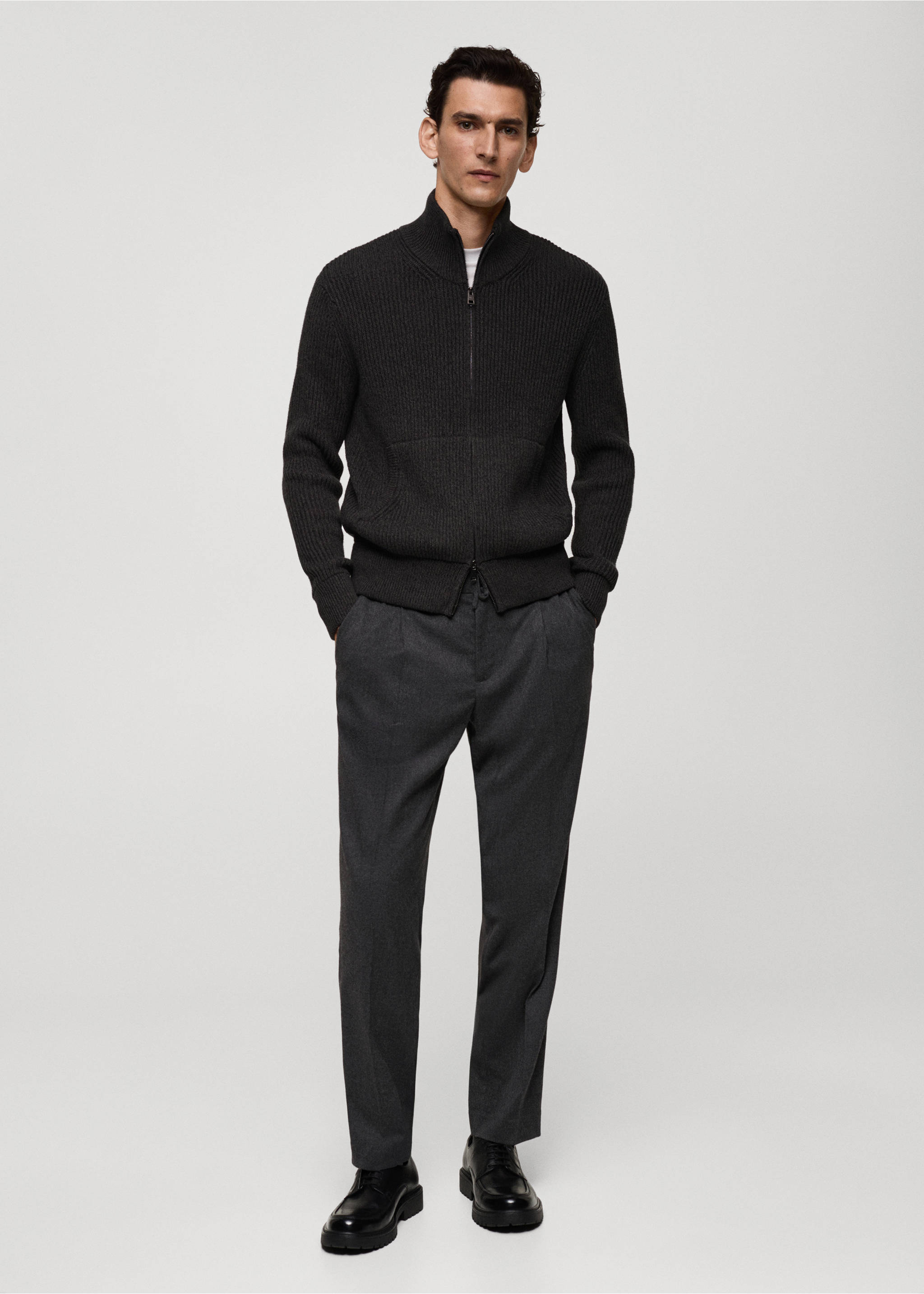 Regular fit cord pleated trousers - General plane, Grey. Ref: 77017922-00.