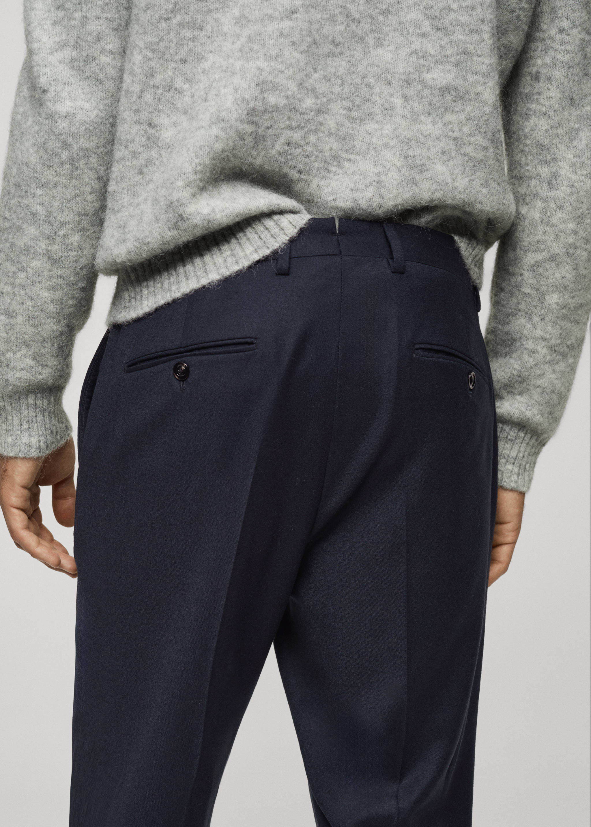 Flanell-Anzughose aus 100 % italienischer Wolle - Detail des Artikels 2