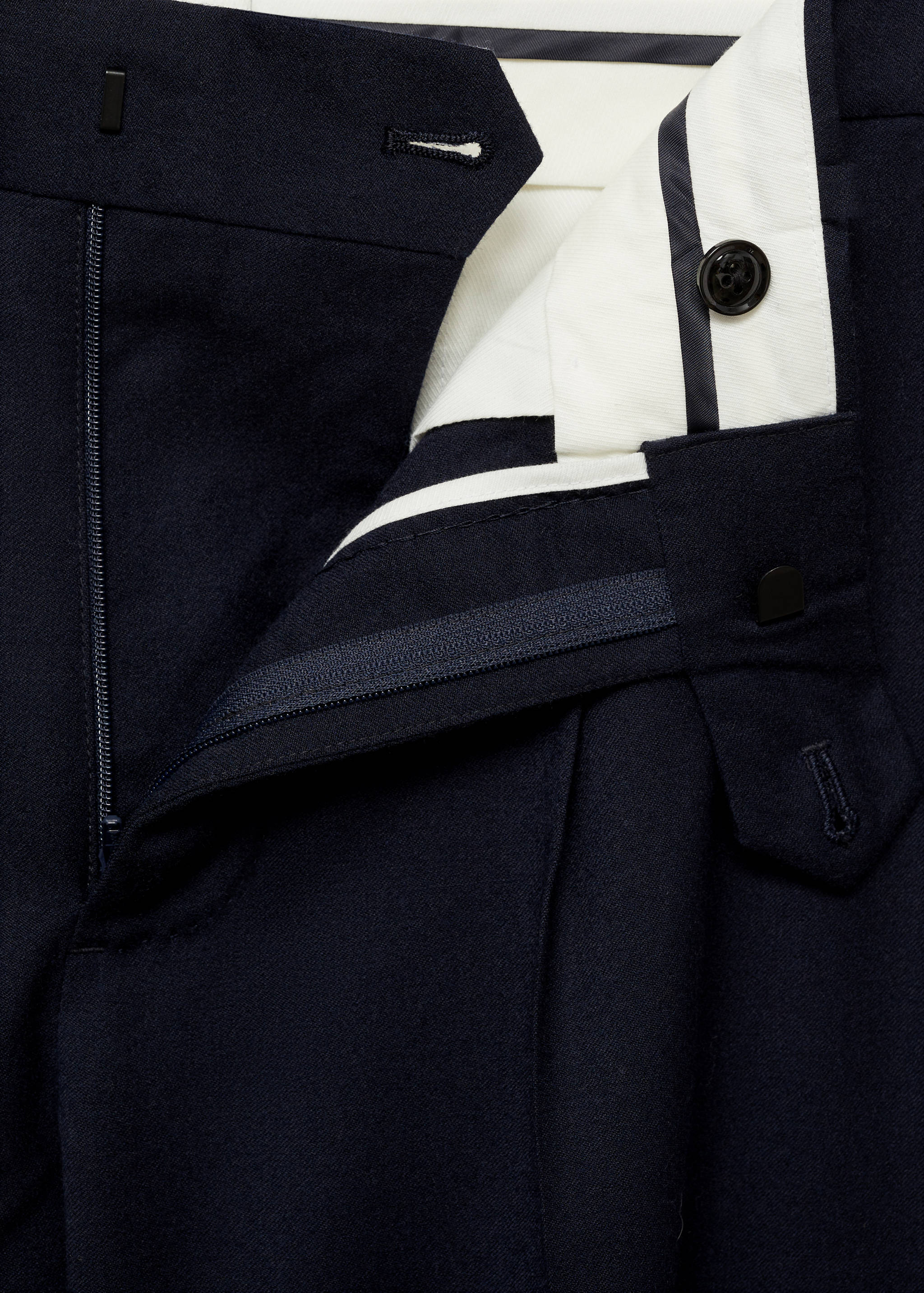 Flanell-Anzughose aus 100 % Schurwolle - Detail des Artikels 8