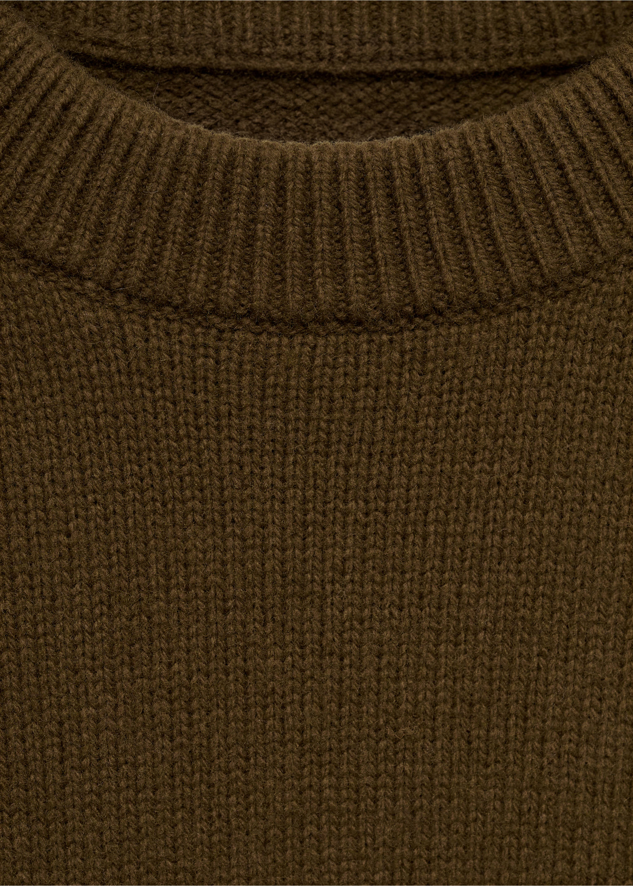 Strickpullover aus Wollgemisch - Detail des Artikels 8, Olivengrün. Ref: 77017938-00.