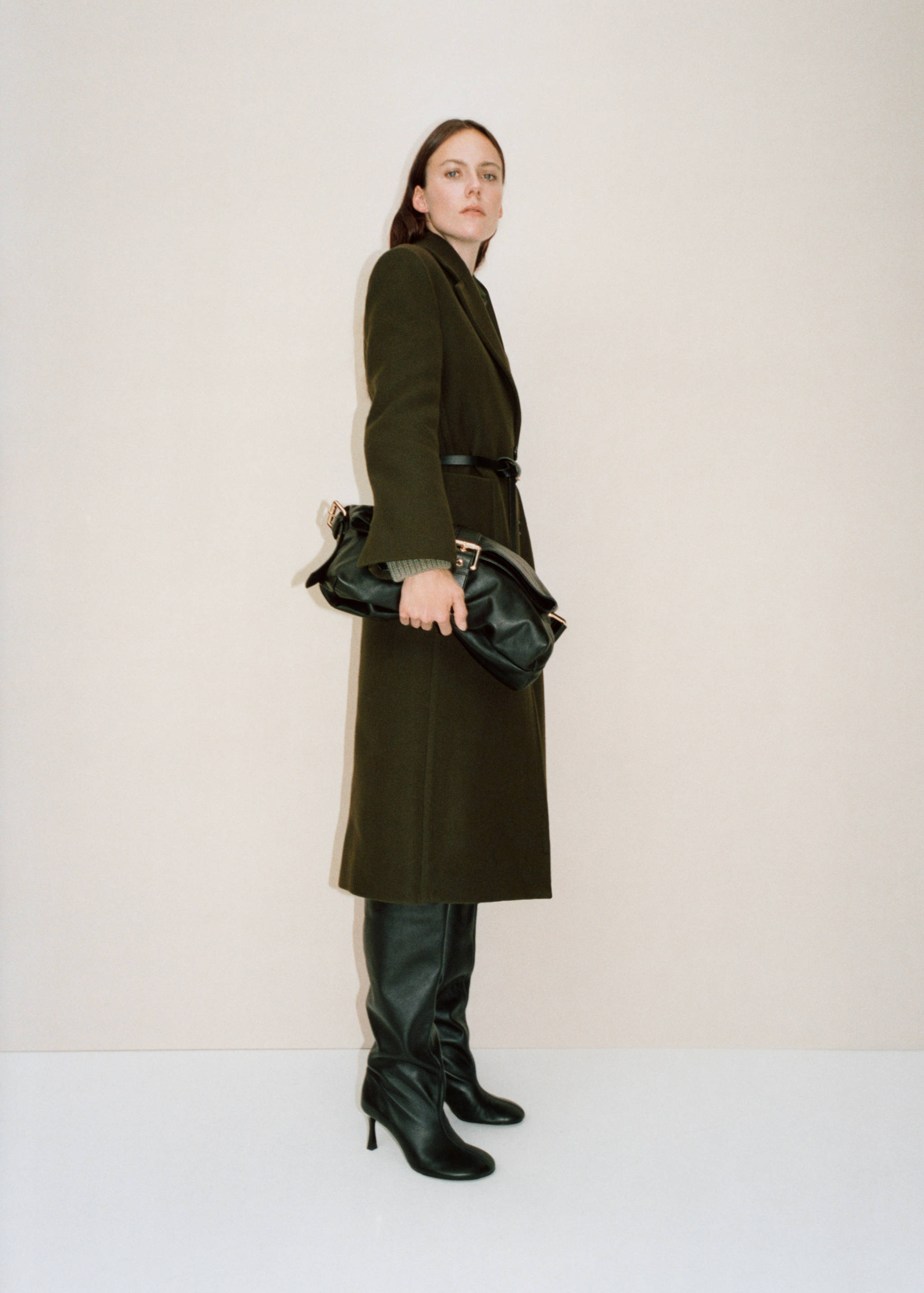 Virgin wool coat with pockets - Details of the article 6