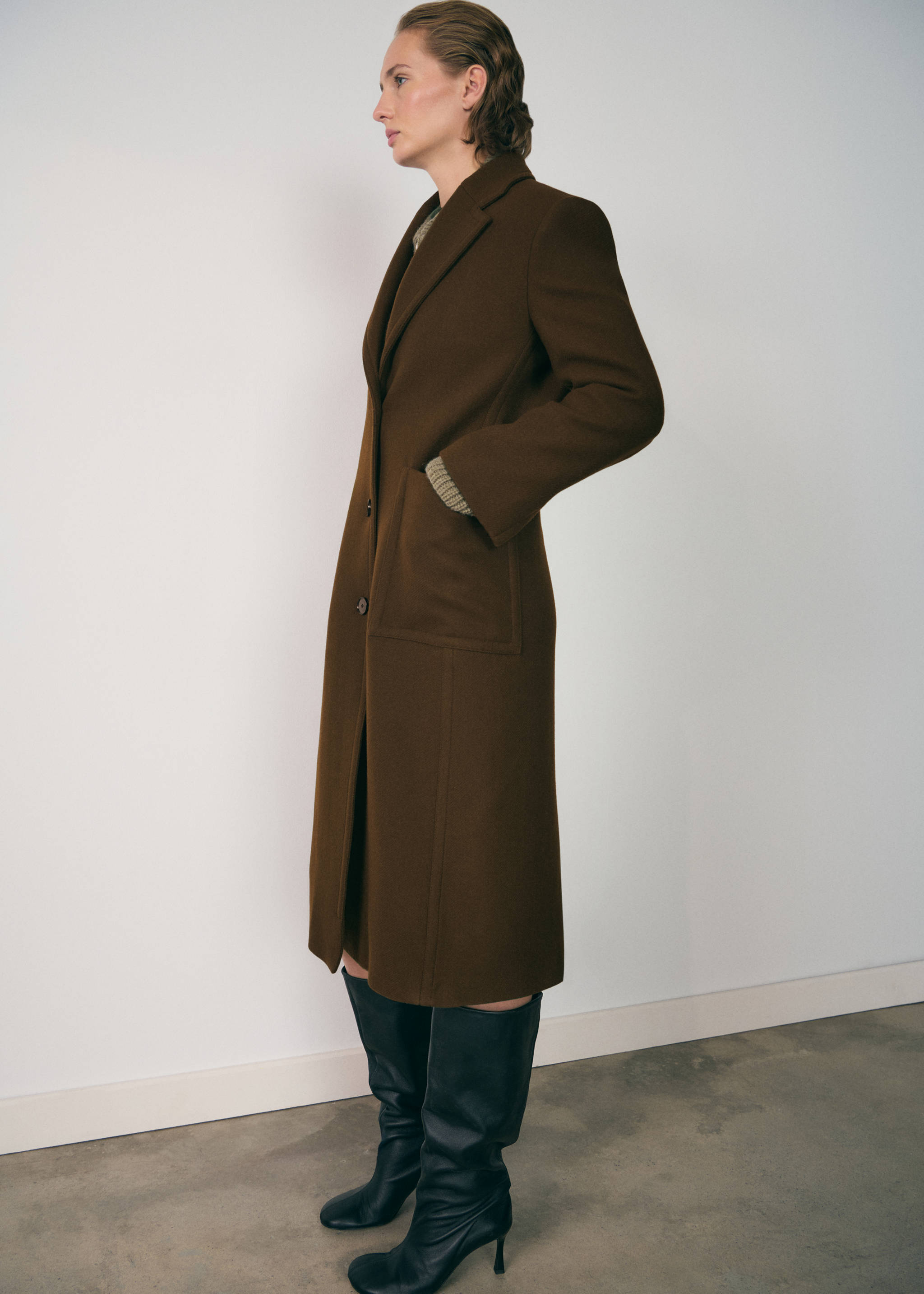Virgin wool coat with pockets - Details of the article 2