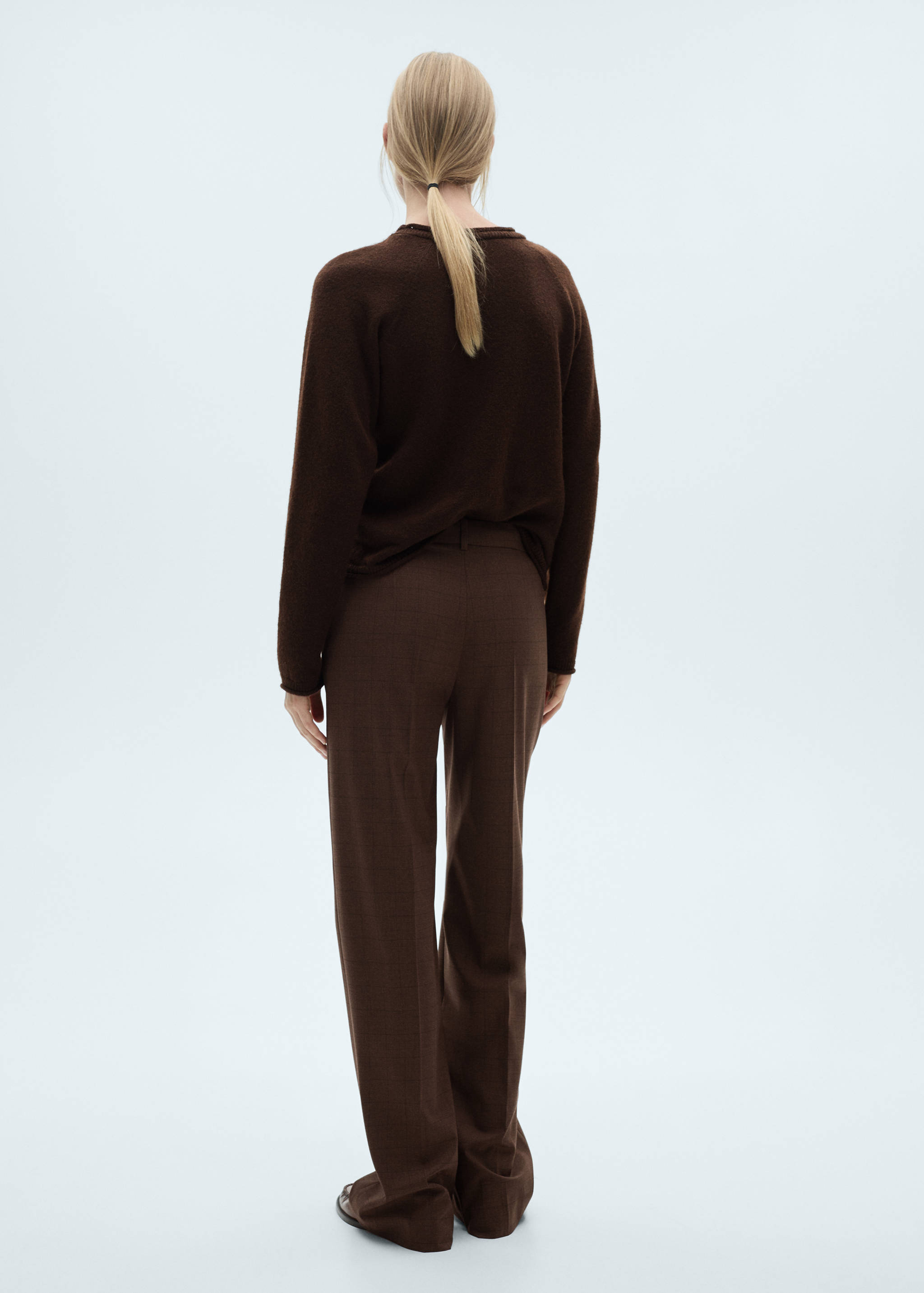 Gerade Hose mit Karomuster - Rückseite des Artikels