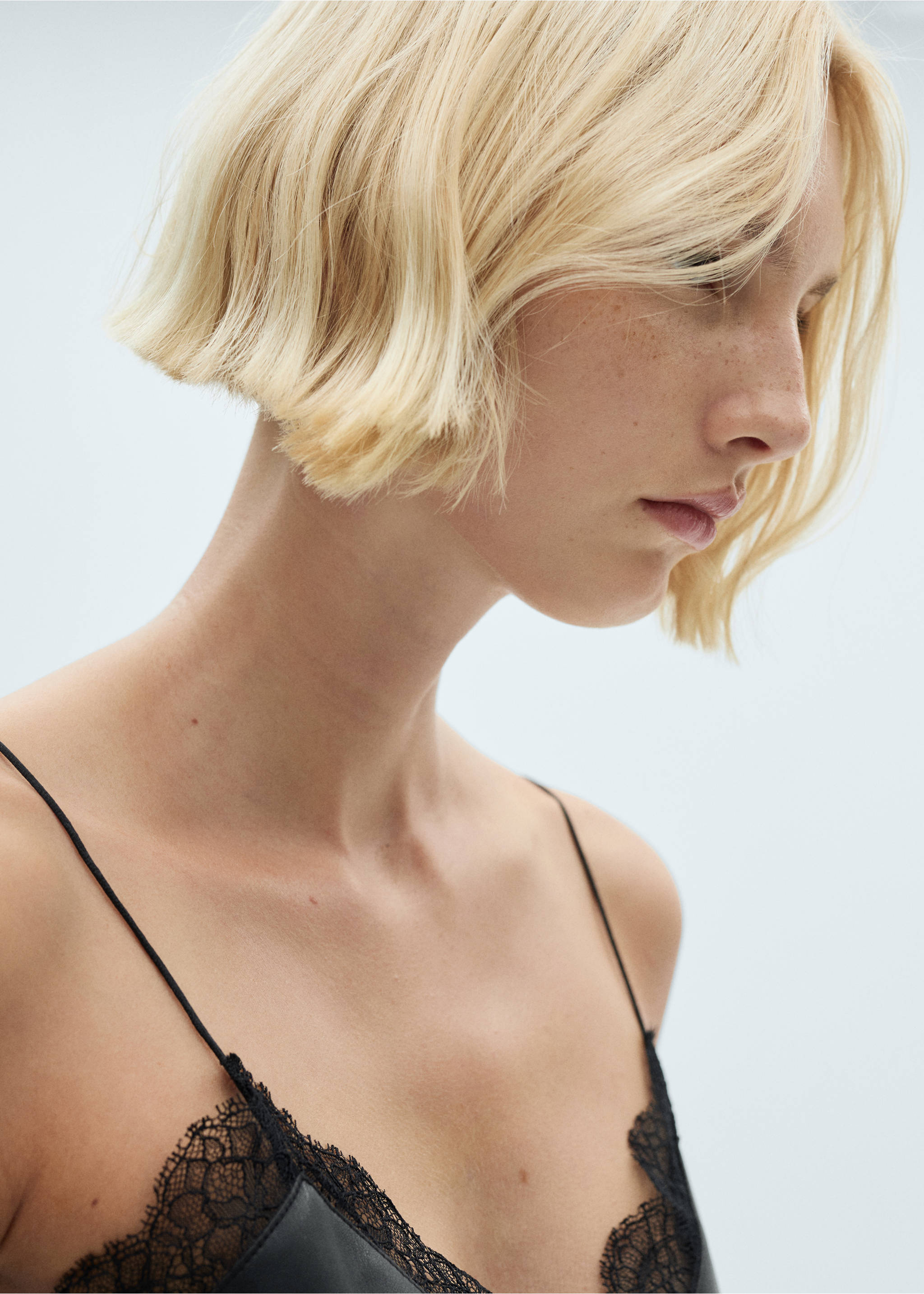 Vestido lencero efecto piel - Detalle del artículo 1, Negro. Ref: 77019033-00.