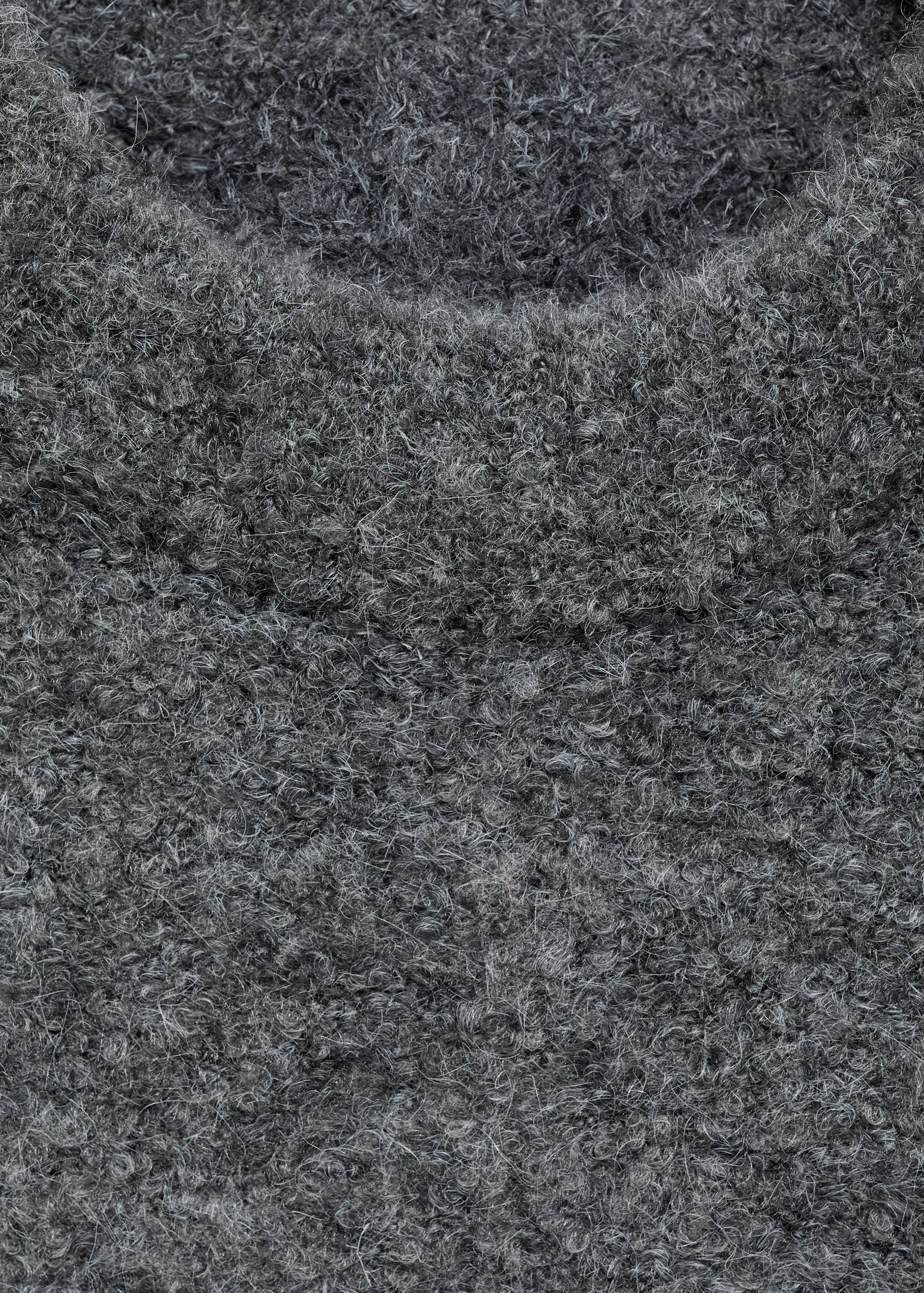 Round-neck knitted sweater - Details of the article 8