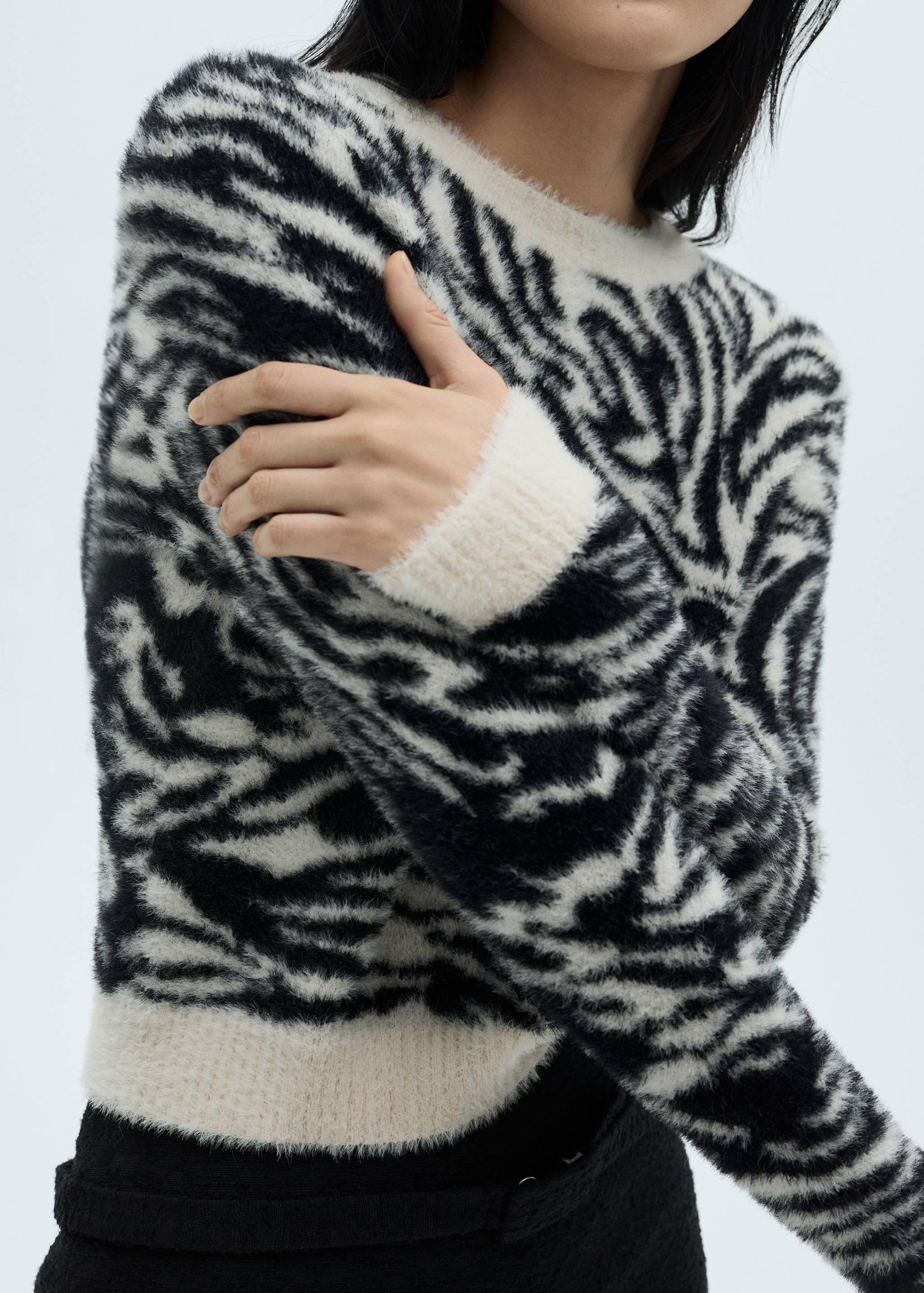 Faux-fur zebra-print sweater - Details of the article 6
