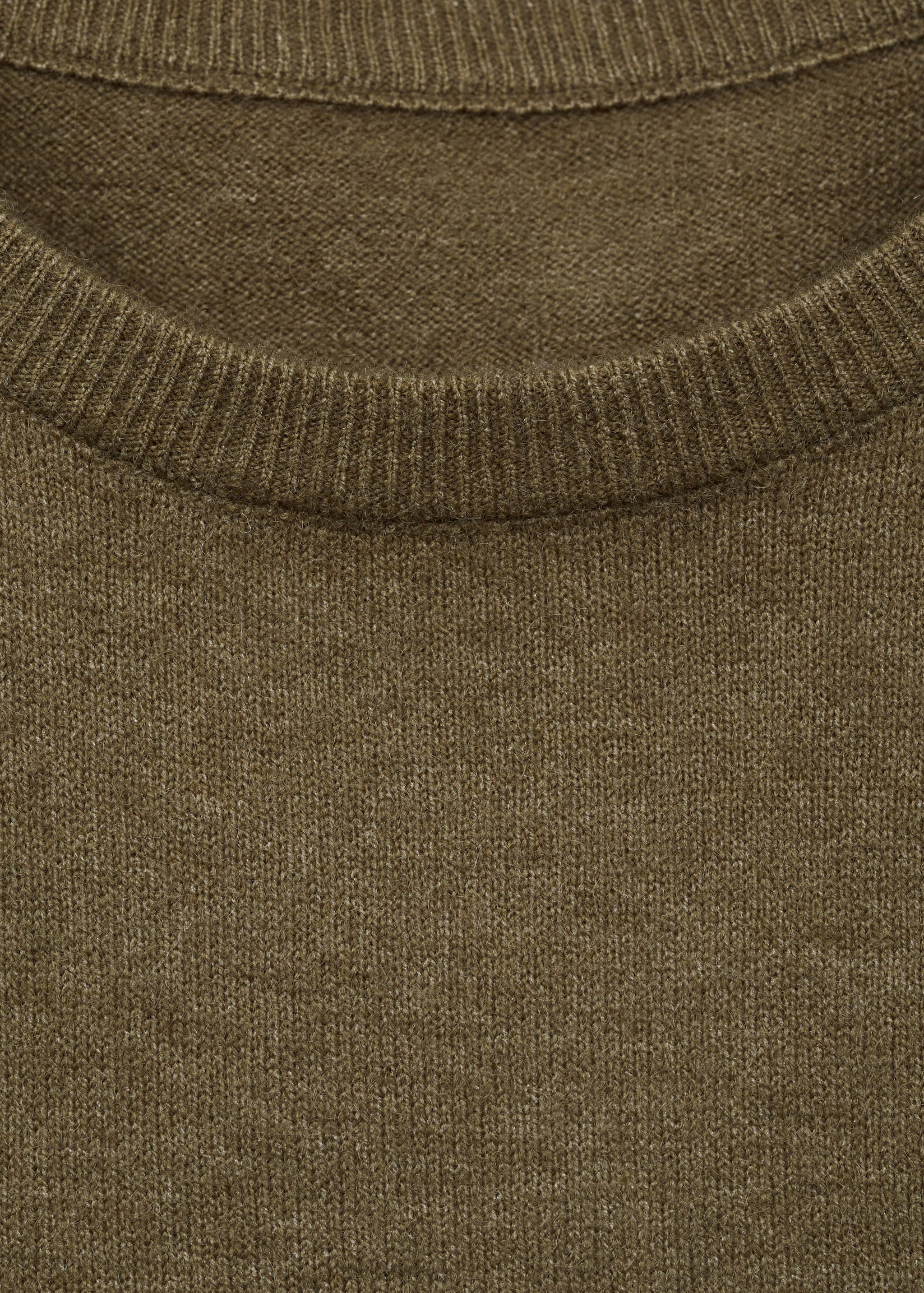 Round-neck knitted sweater - Details of the article 8
