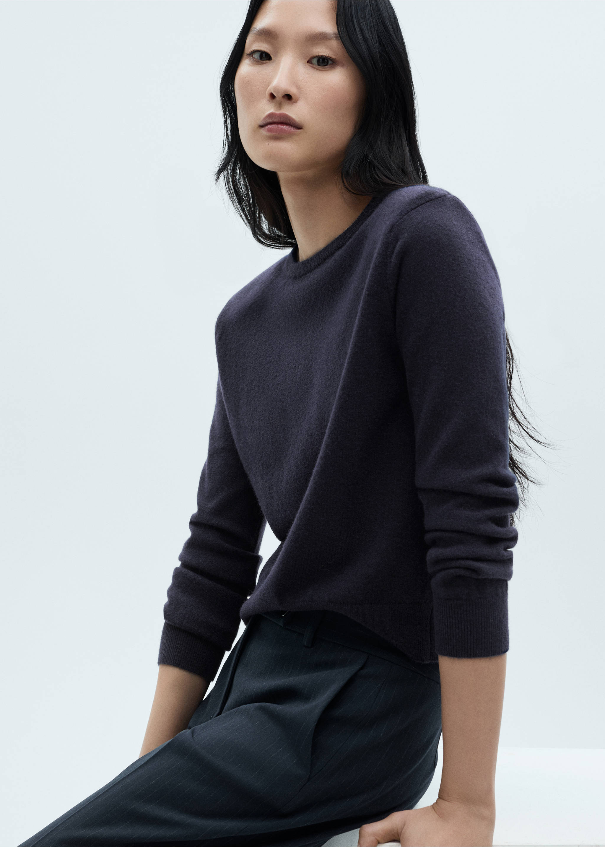 Round-neck knitted sweater - Medium plane, Dark Navy. Ref: 77019070-00.
