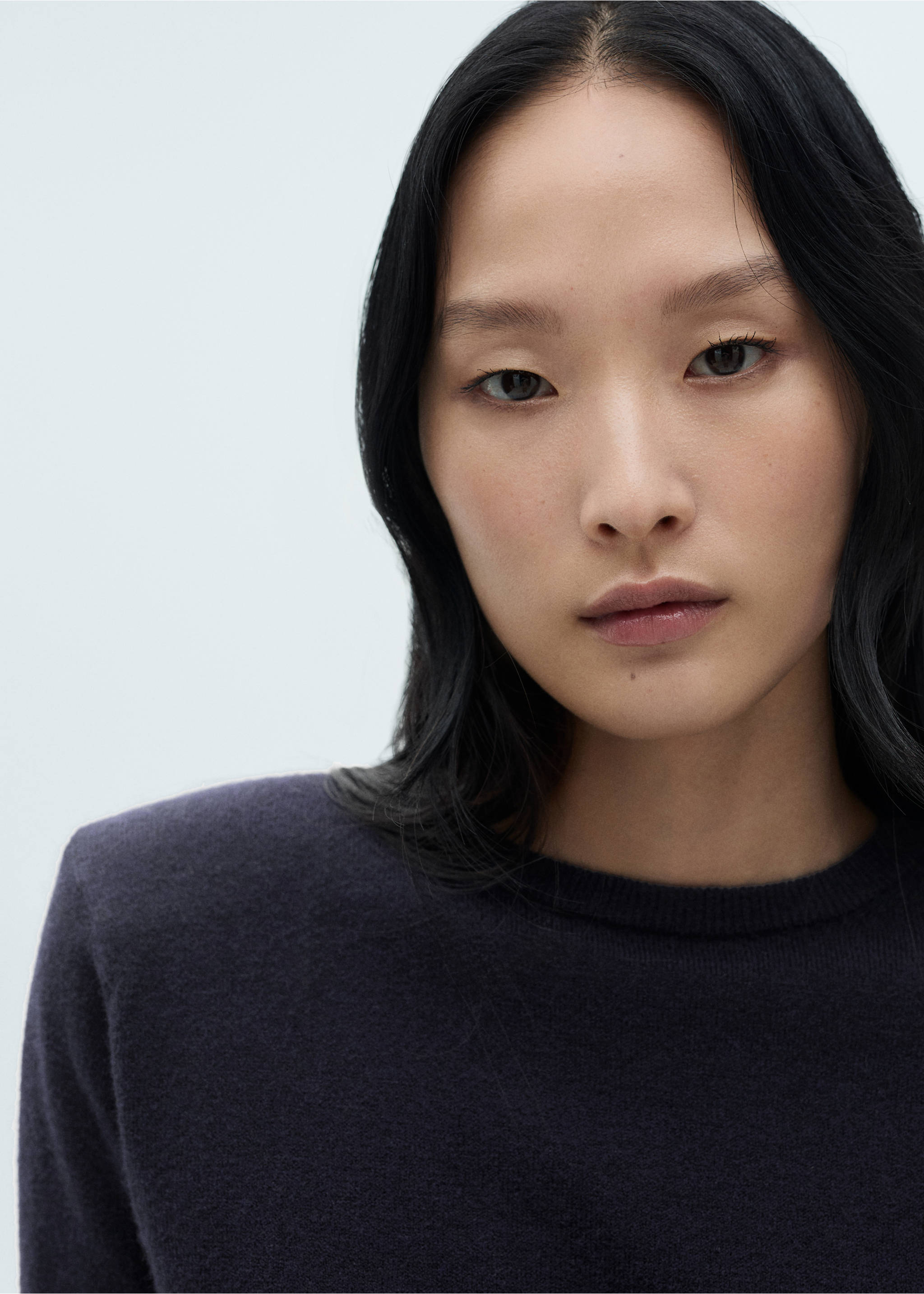 Round-neck knitted sweater - Details of the article 1, Dark Navy. Ref: 77019070-00.