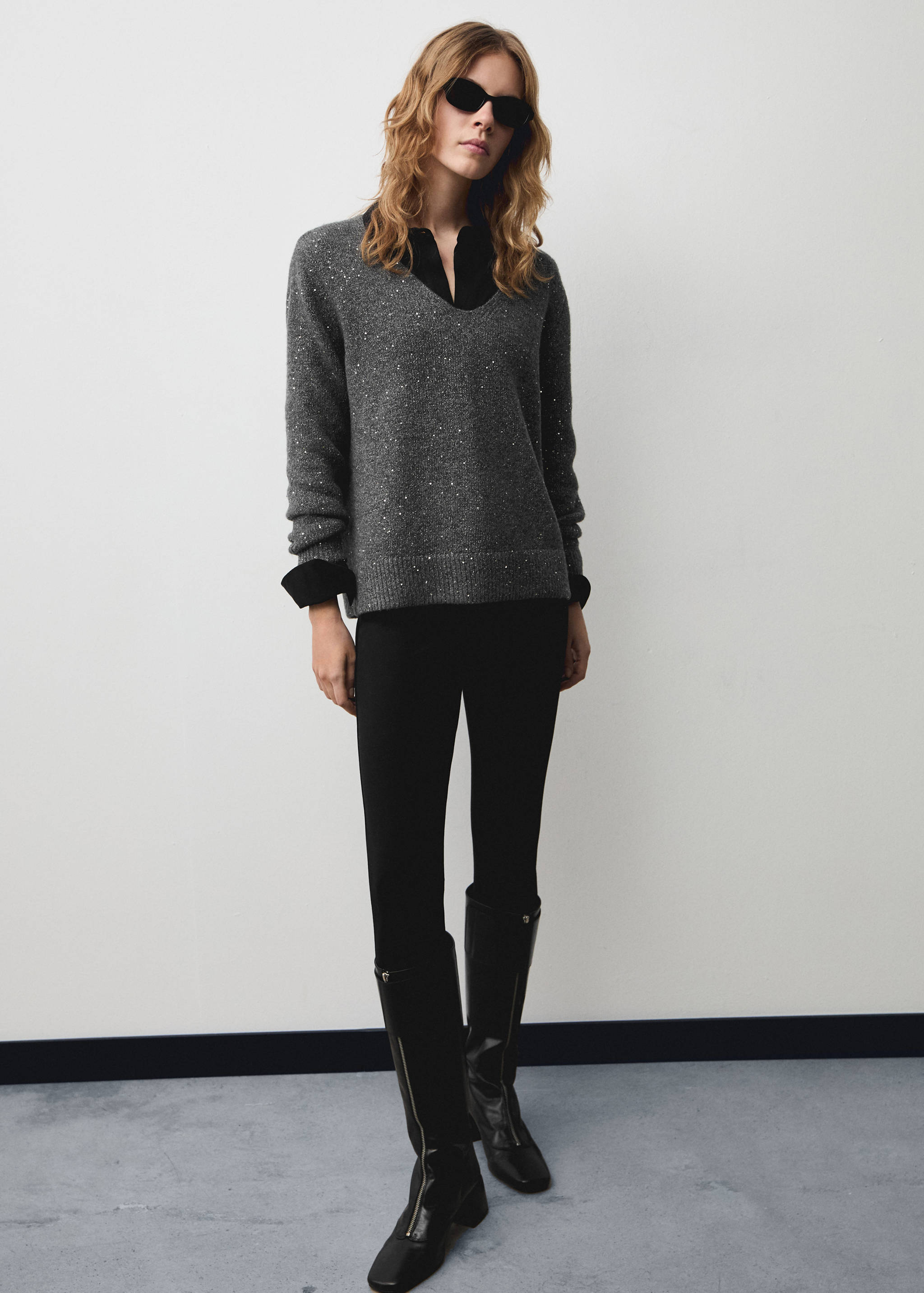 Jersey cuello pico lentejuelas - Plano general