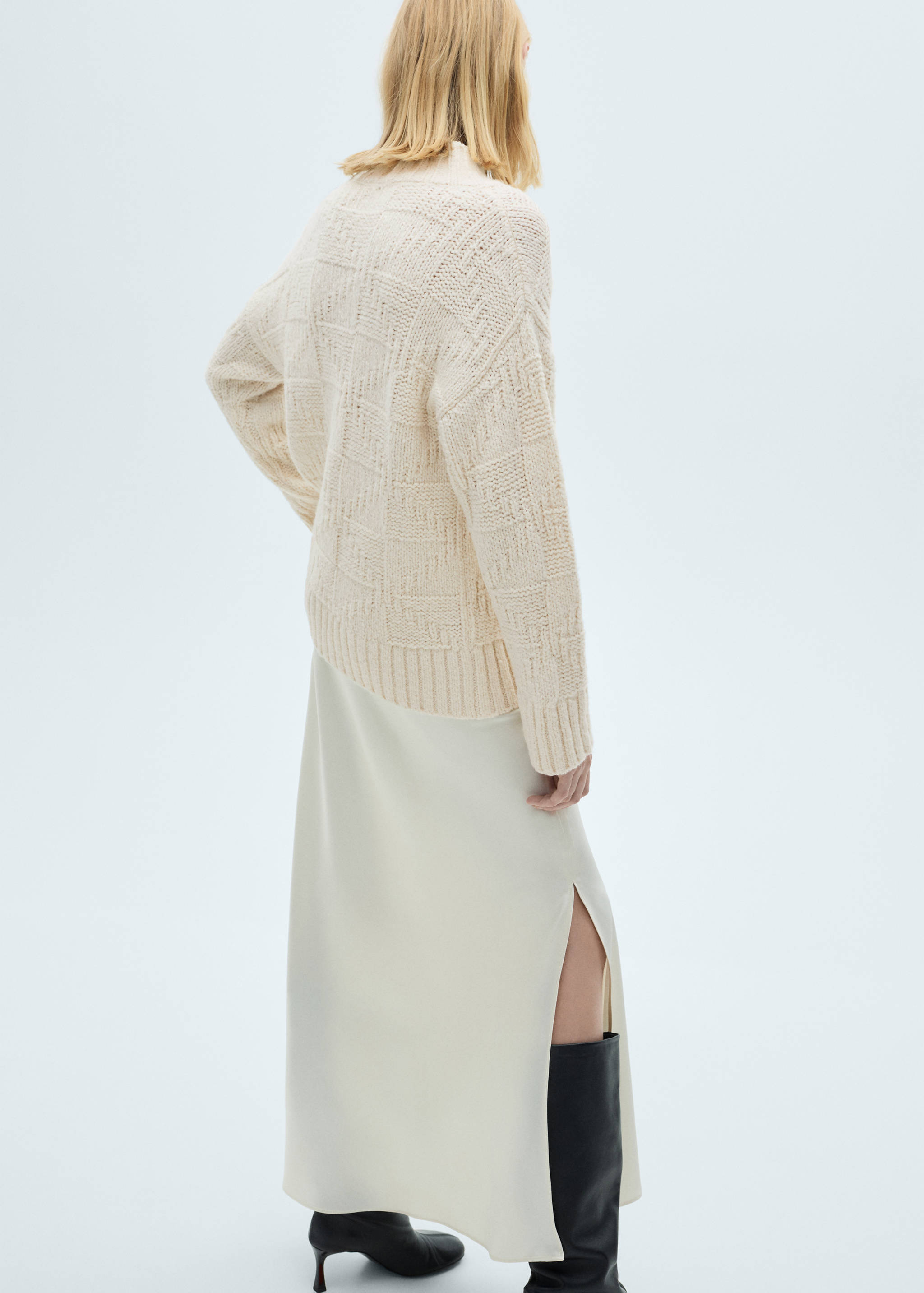 Chunky-knit sweater with perkins neck - Reverse of the article