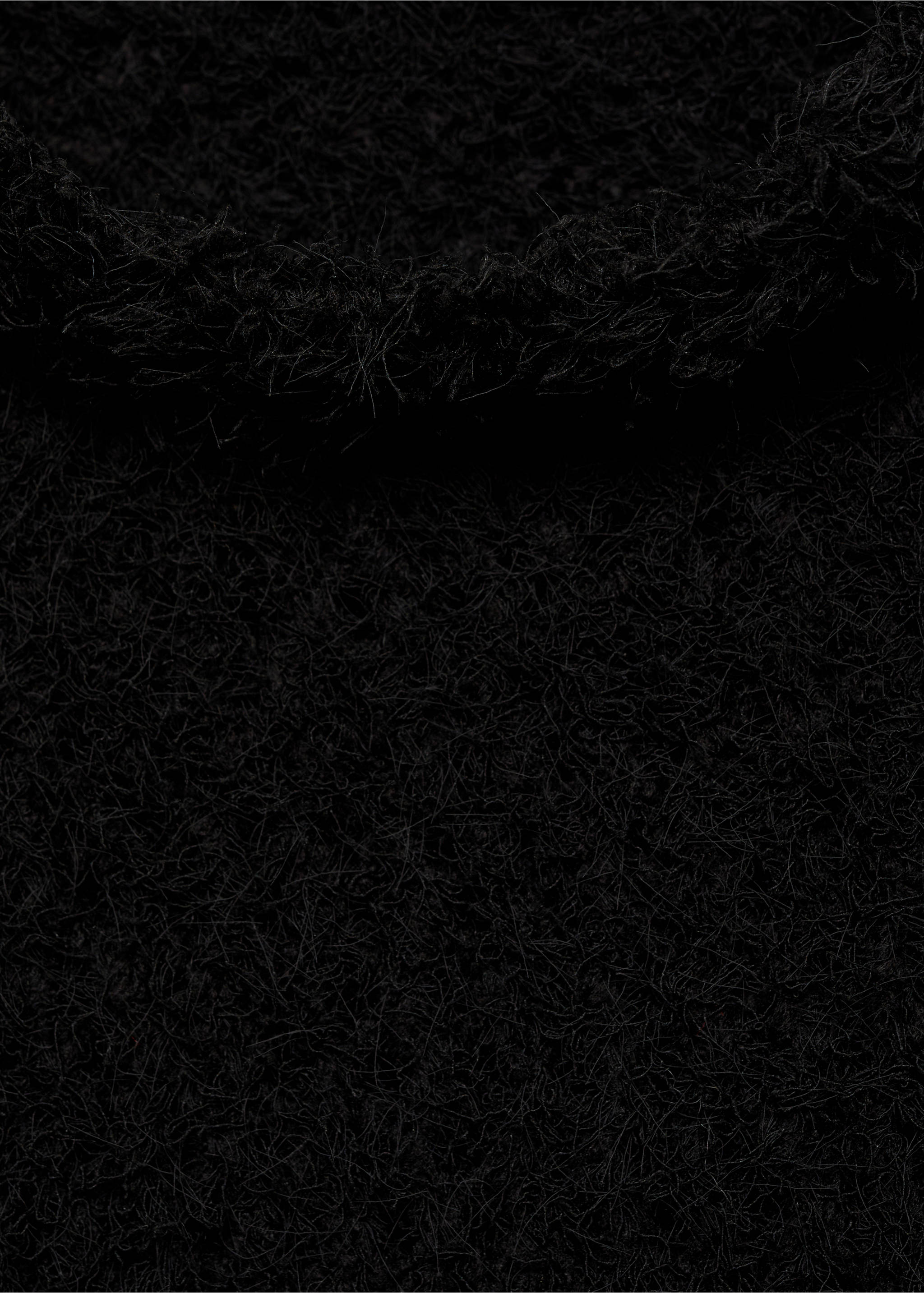 Faux-fur knitted sweater - Details of the article 8, Black. Ref: 77019080-00.