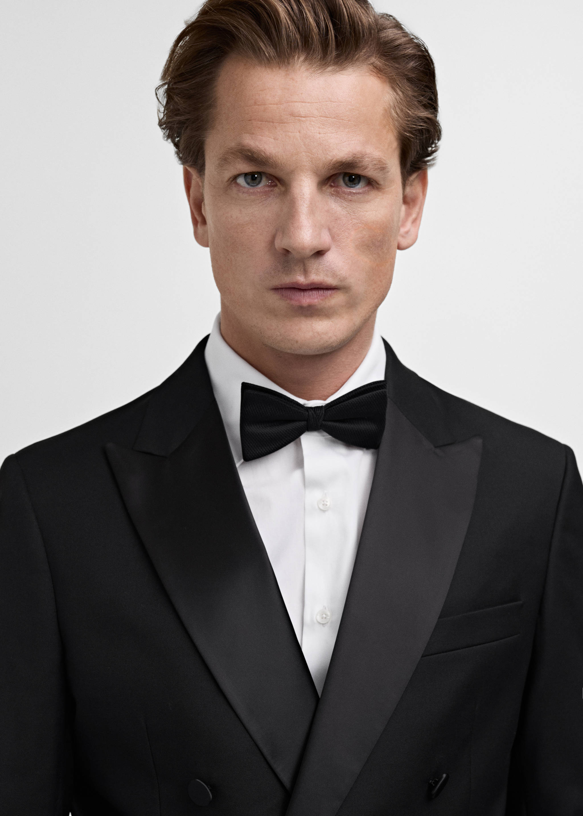 Slim-fit tuxedo jacket - Details of the article 1