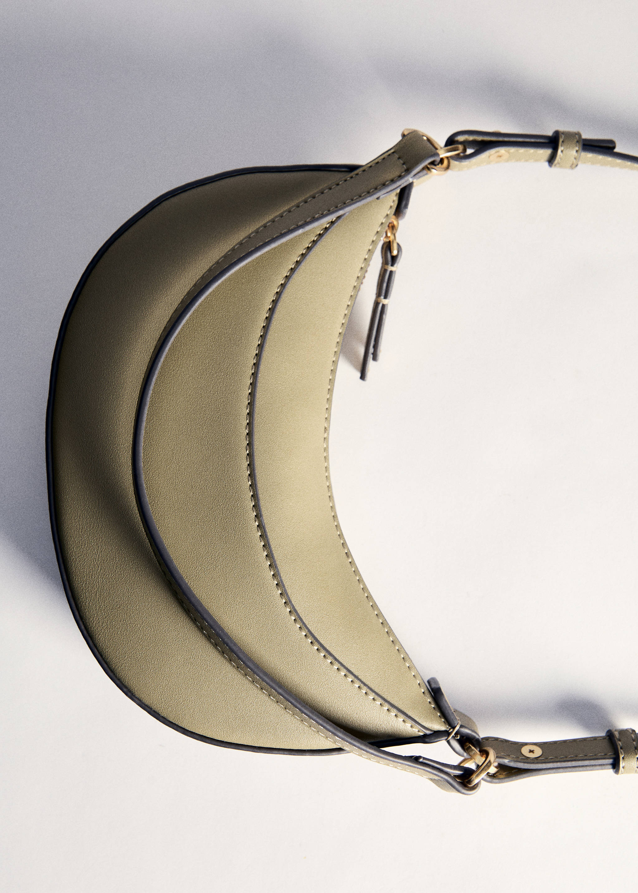 Oval shoulder bag - Details of the article 5