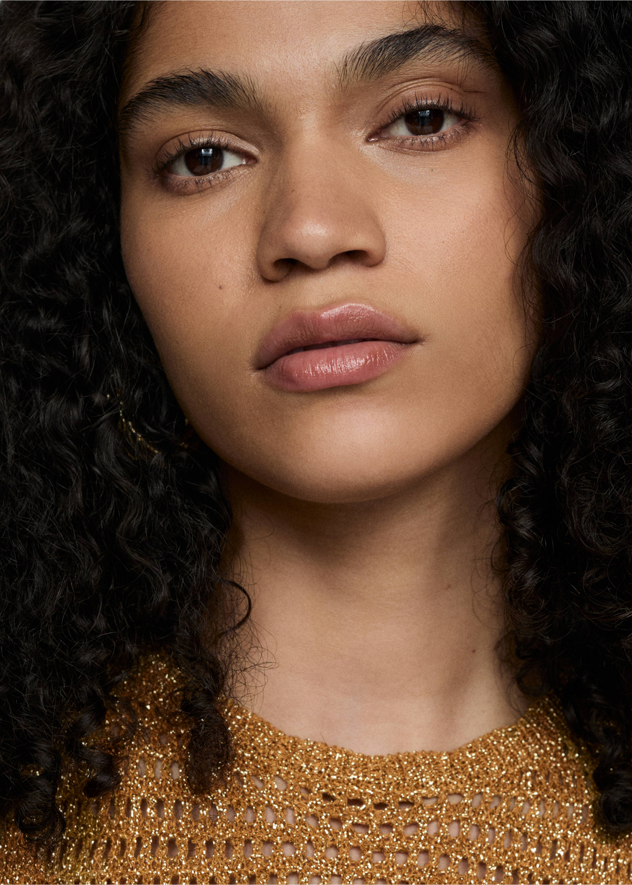 Ajour lurex top - Detail van het artikel 1, Goud. Ref: 77020344-00.