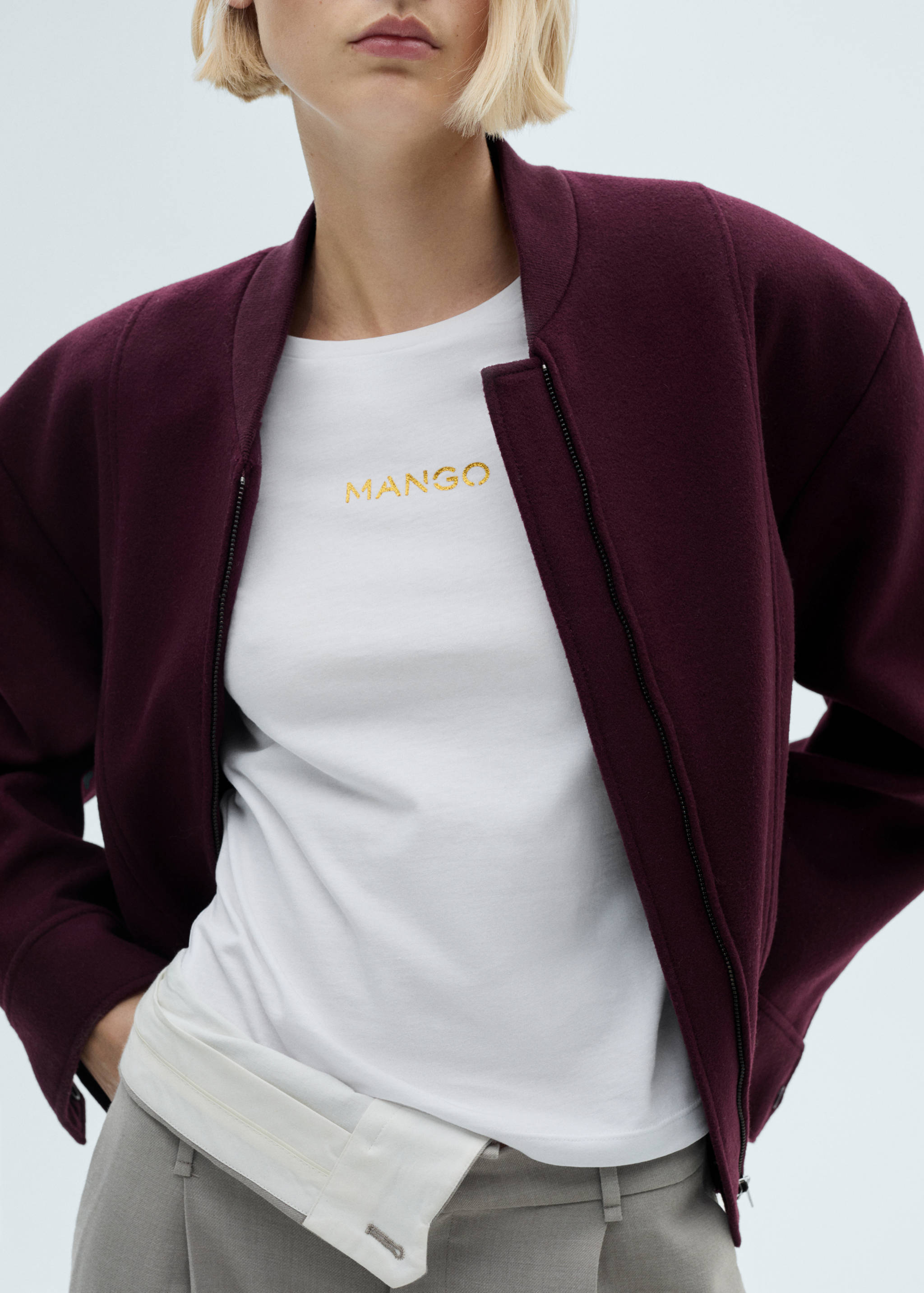 T-shirt logo en coton - Plan moyen