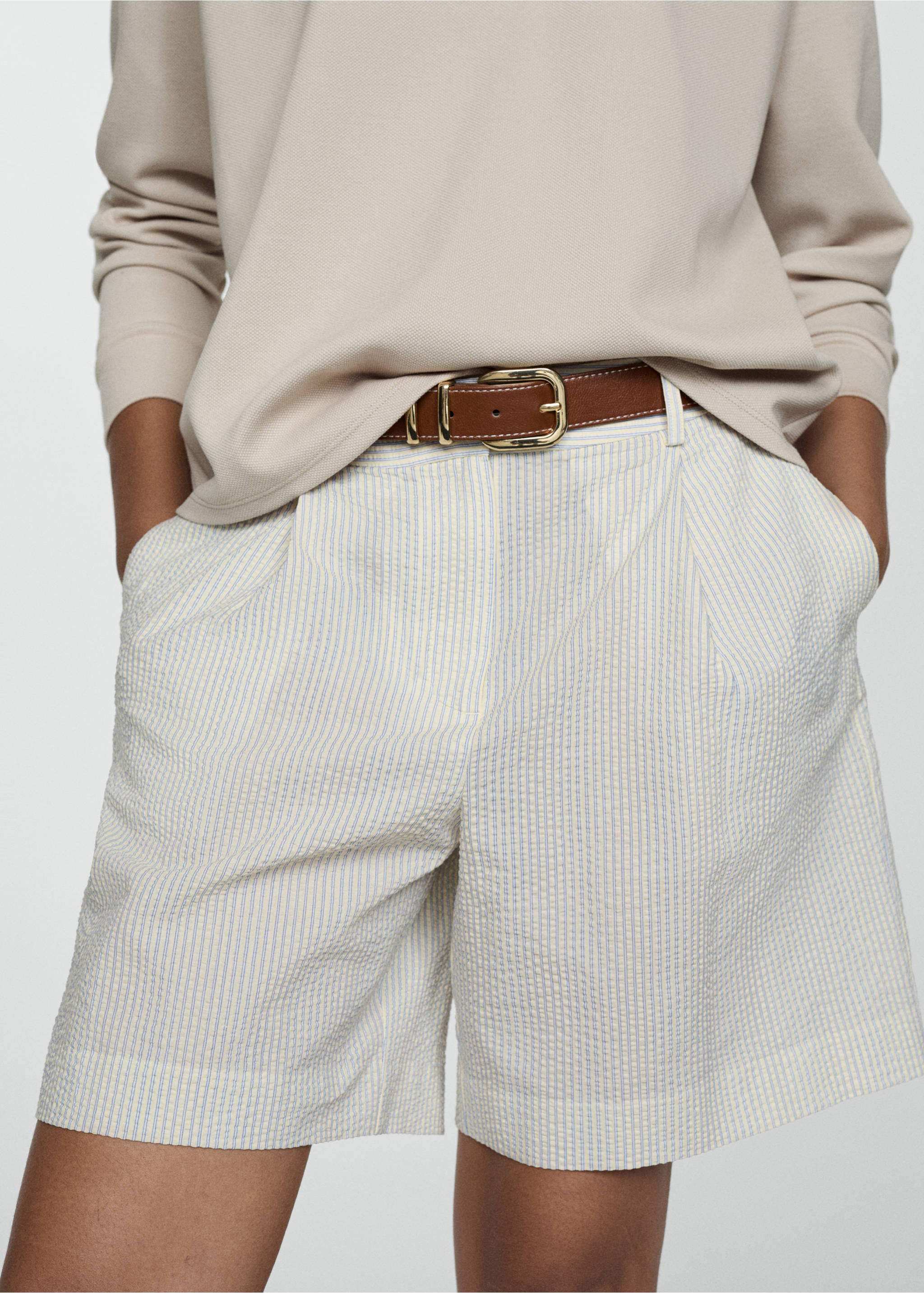 Bermuda en coton à rayures - Plan moyen, Bleu ciel. Ref: 77020358-00.