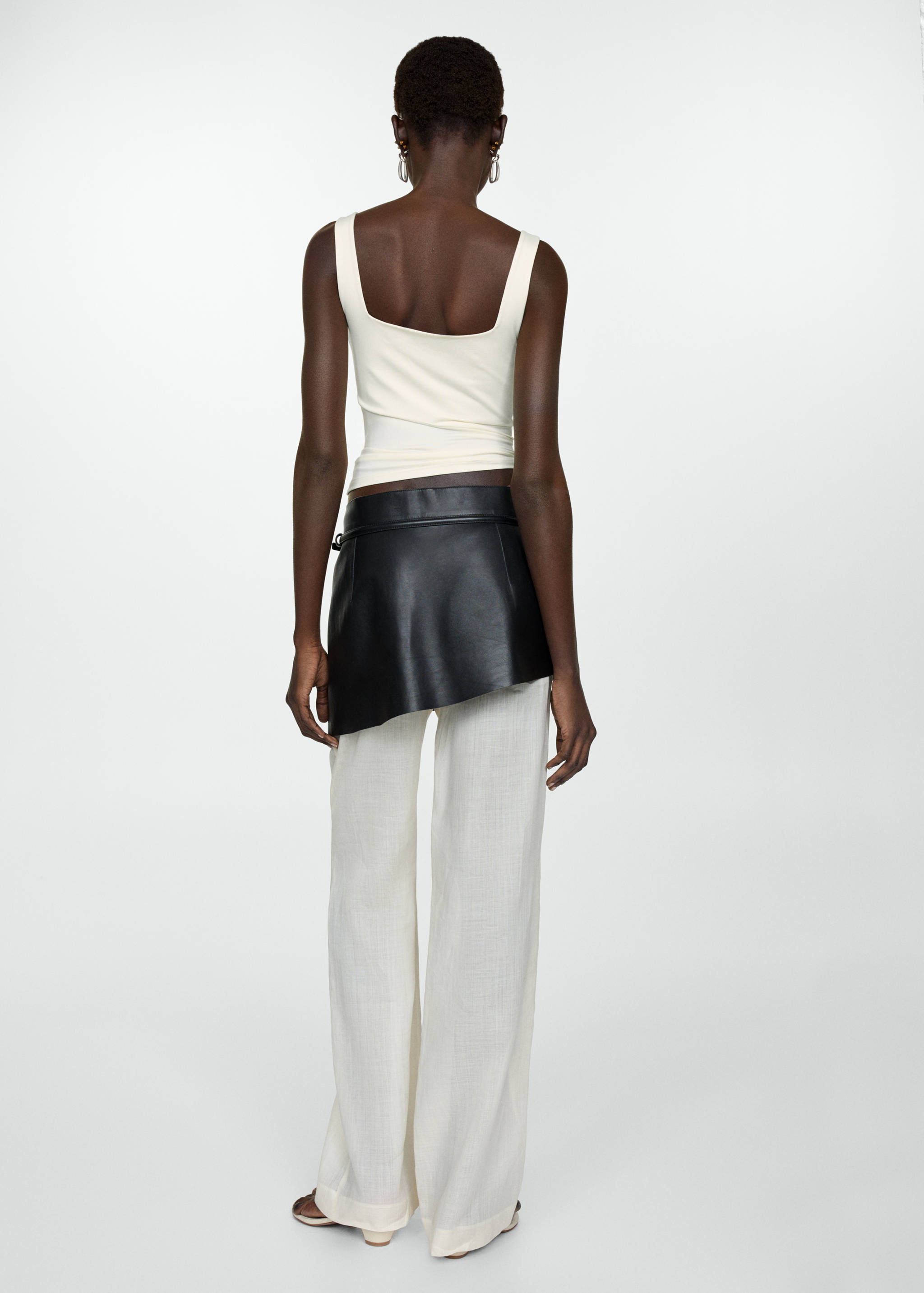 Top punto tirantes - Reverso del artículo