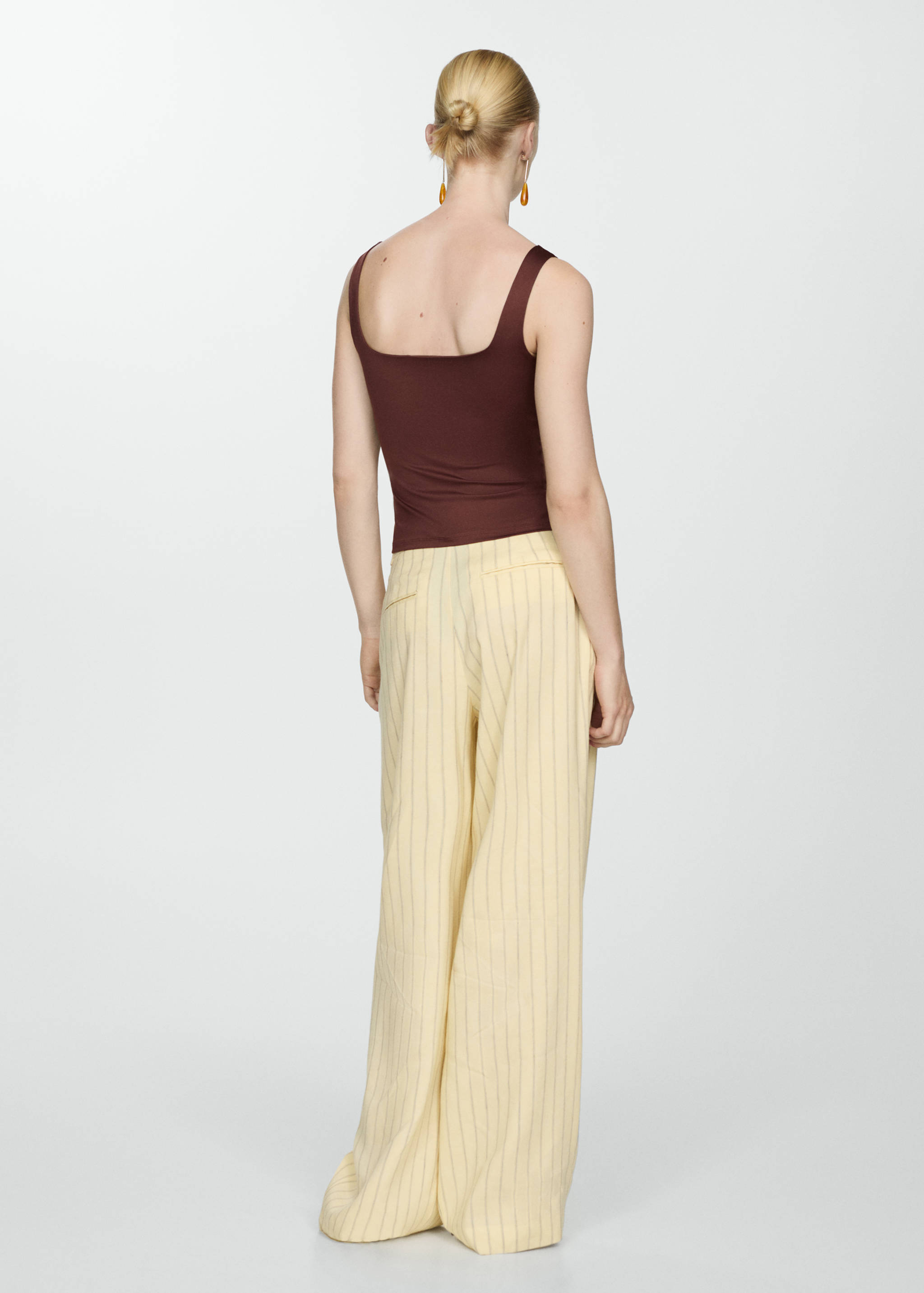 Top punto tirantes - Reverso del artículo