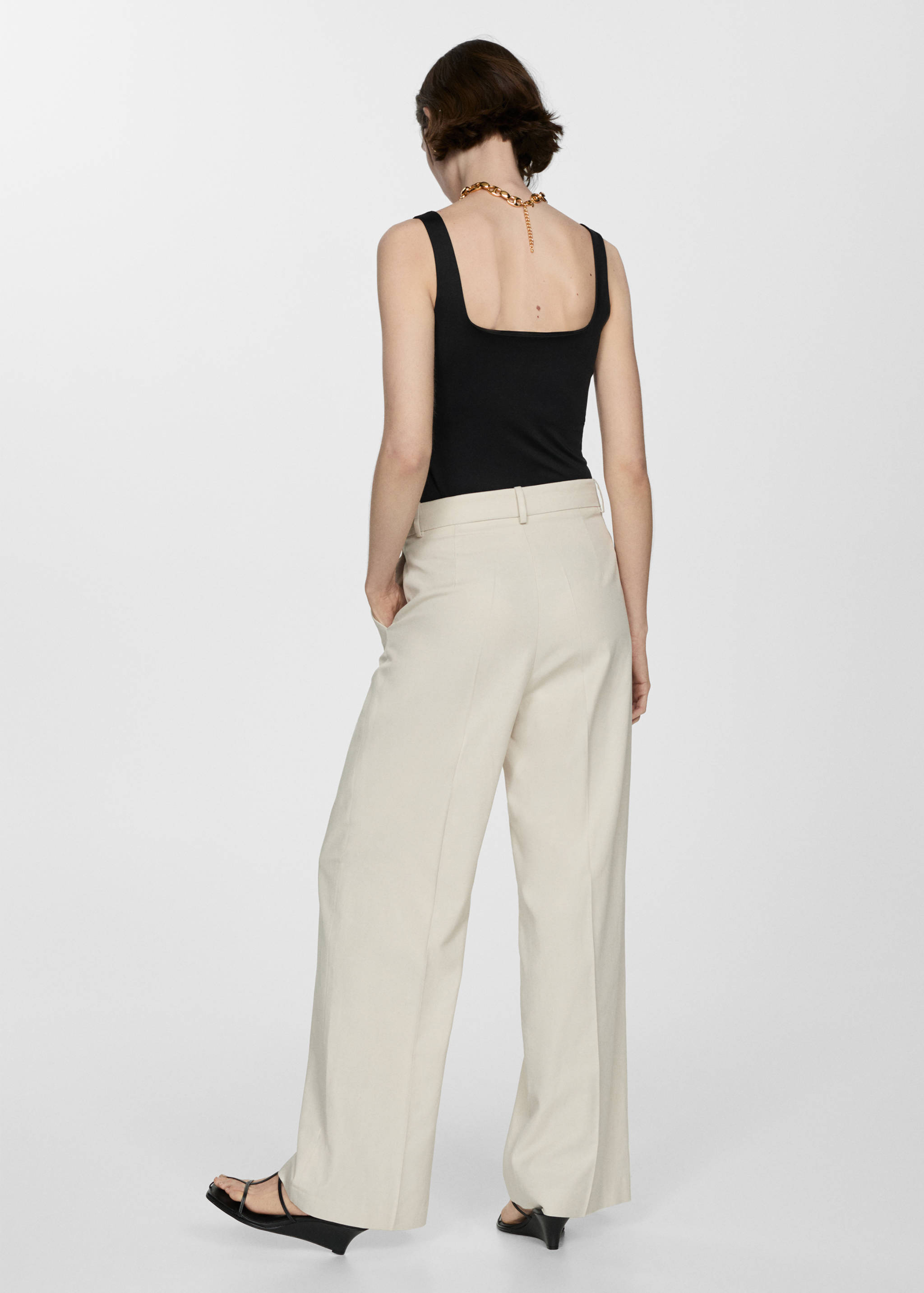 Top punto tirantes - Reverso del artículo