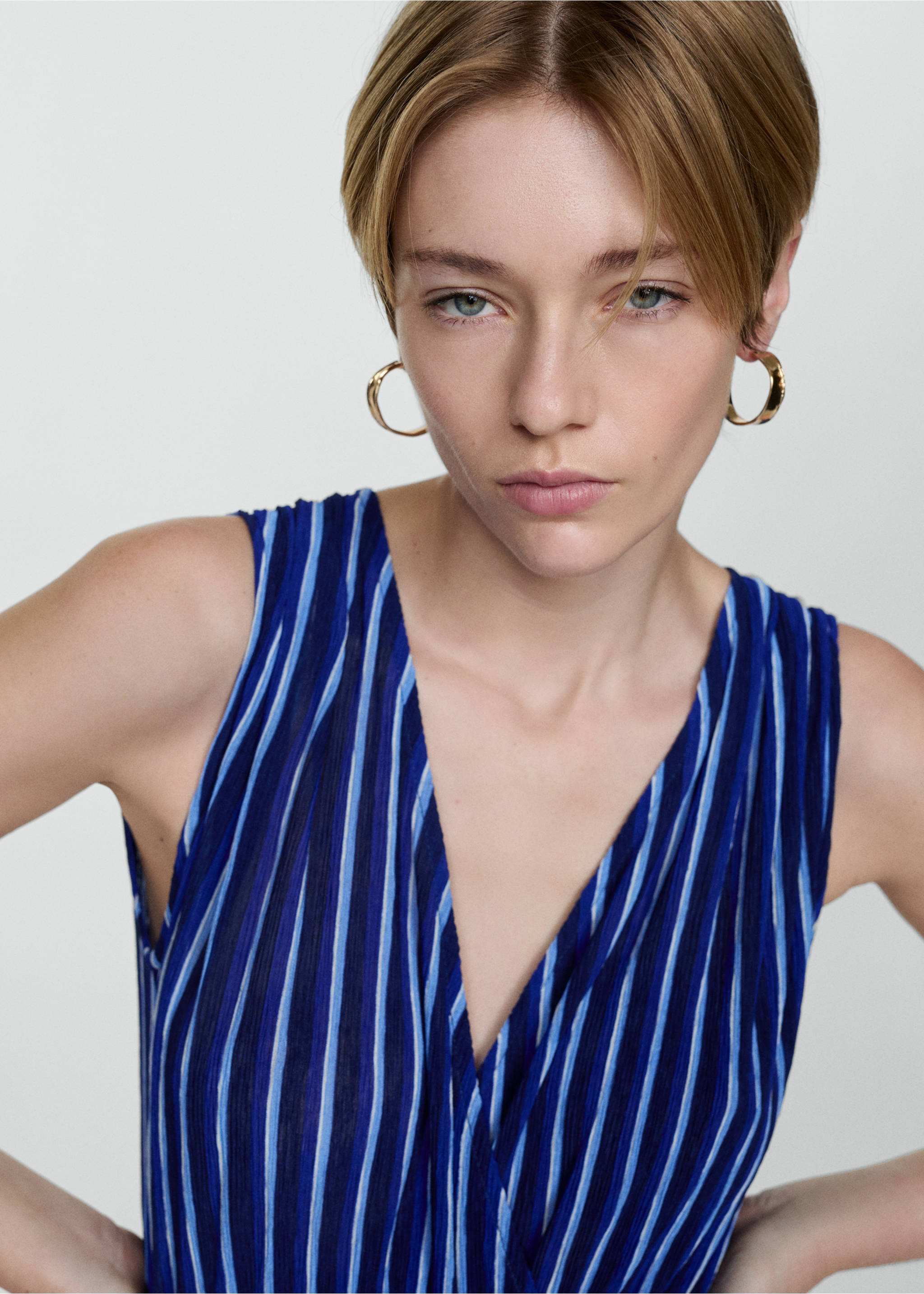 Stripe-print dress with bow - Medium plane, Blue. Ref: 77020364-00.