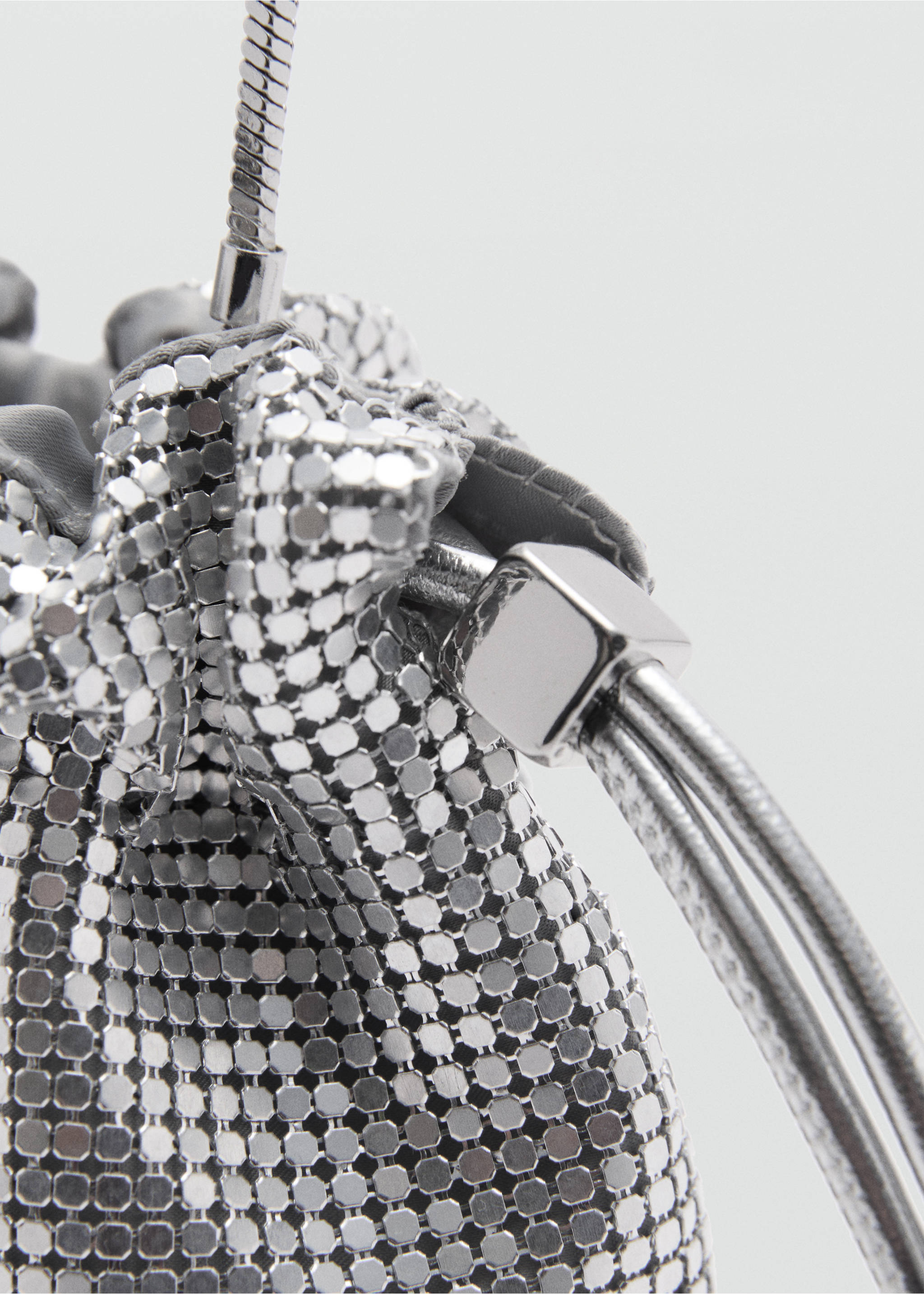 Sac porté main paillettes - Détail de l'article 1, Argent. Ref: 77020366-00.