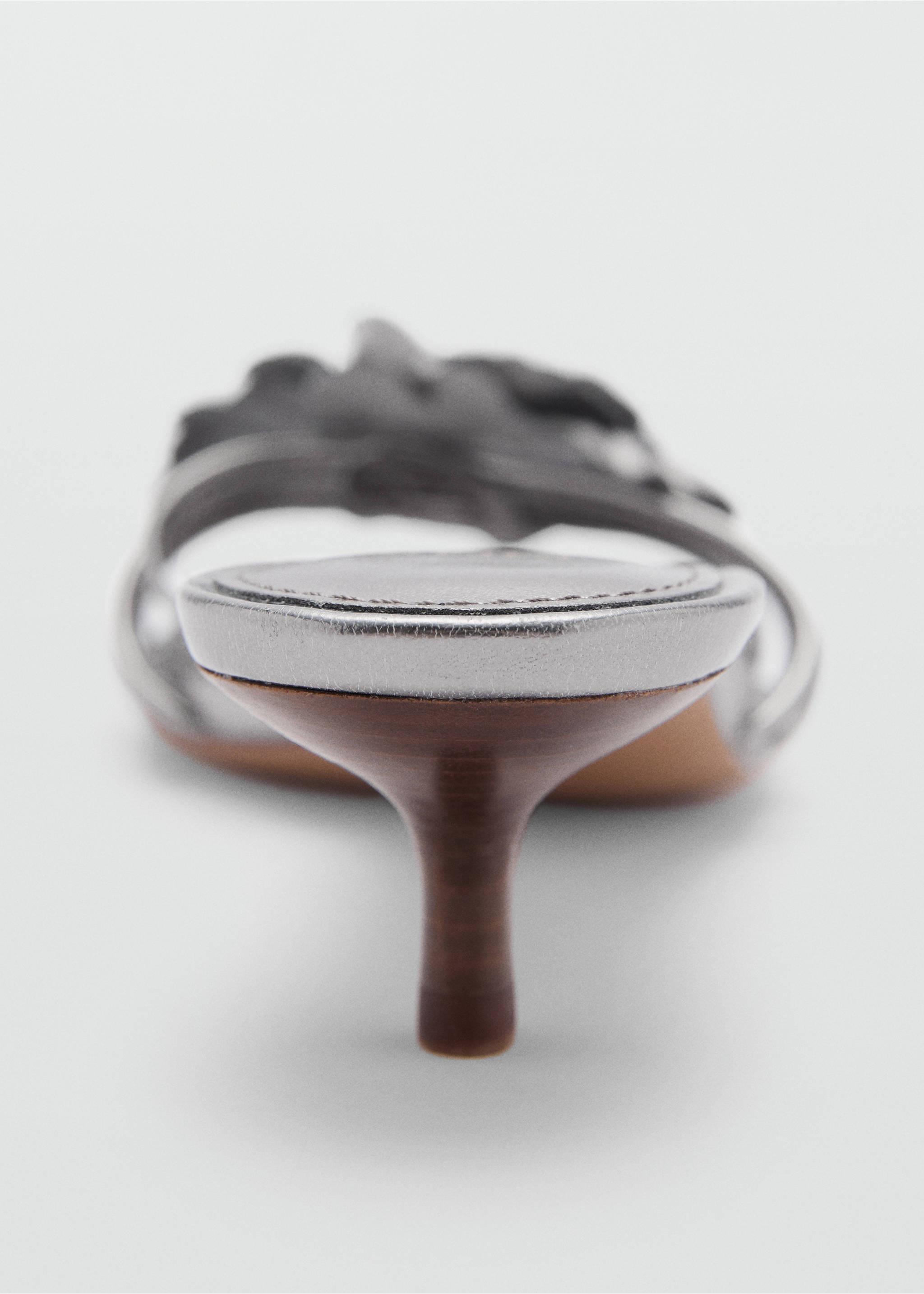 Sandalette mit Blume - Detail des Artikels 1, Silber. Ref: 77020367-00.