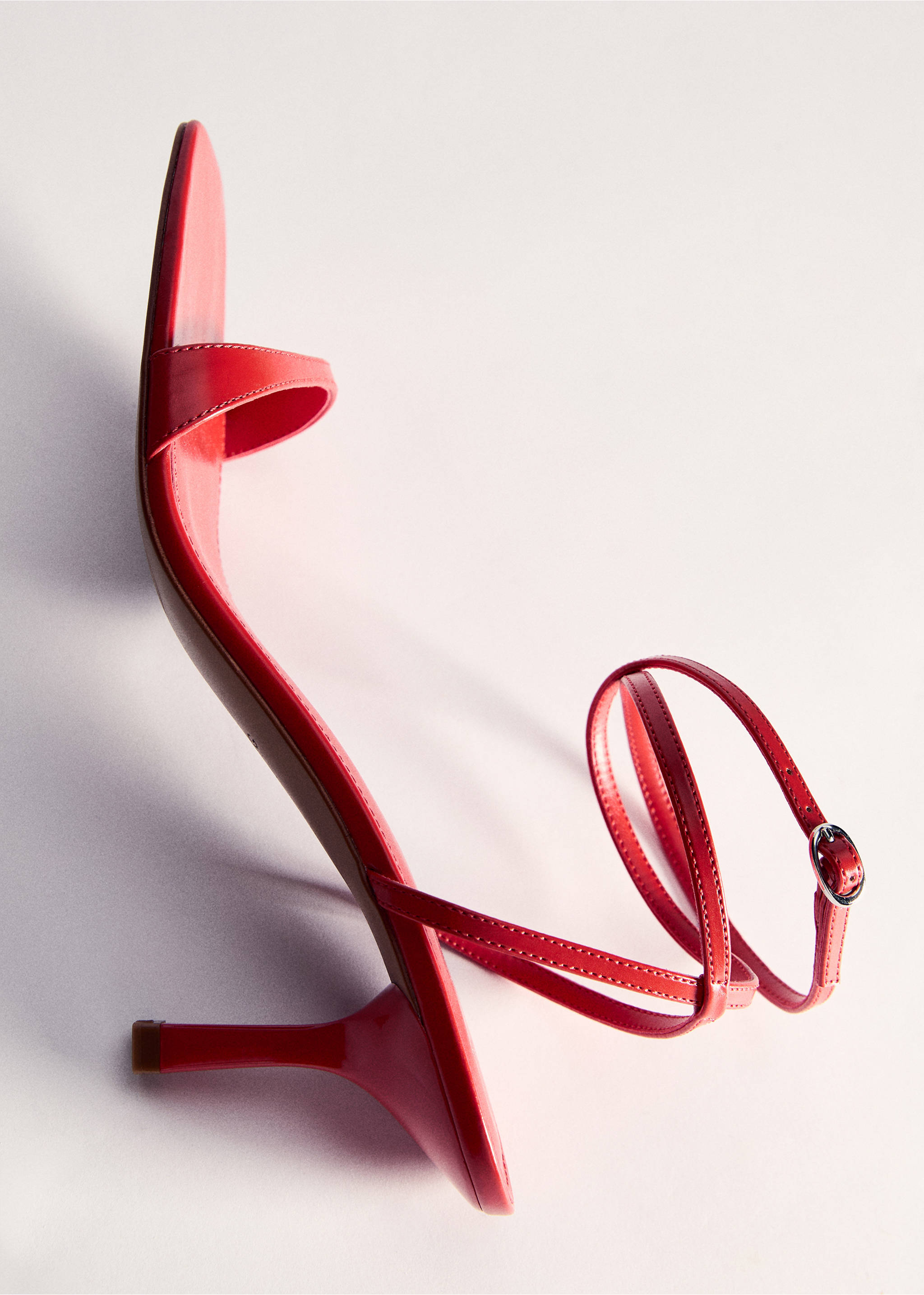 Strappy heeled sandals - Details of the article 5, Red. Ref: 77020369-00.