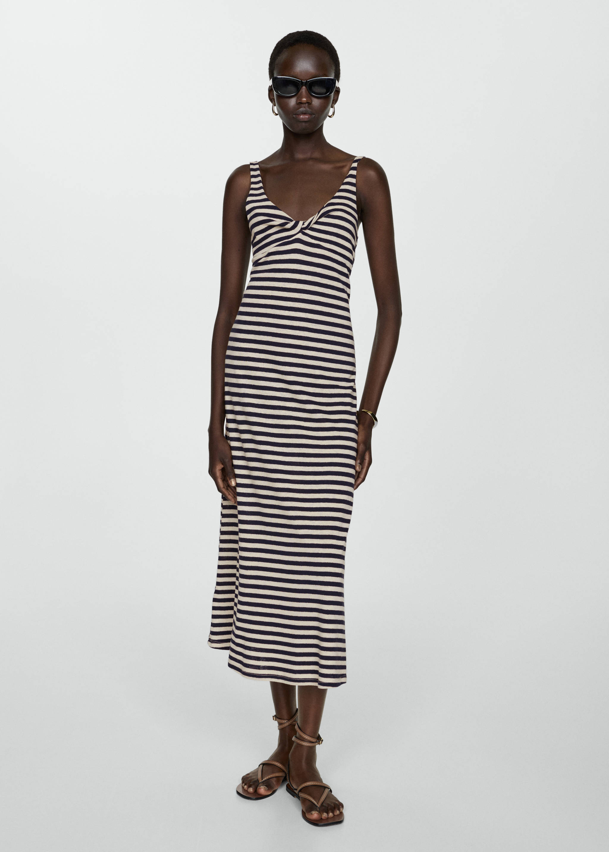 Vestido lino detalle nudo - Plano general