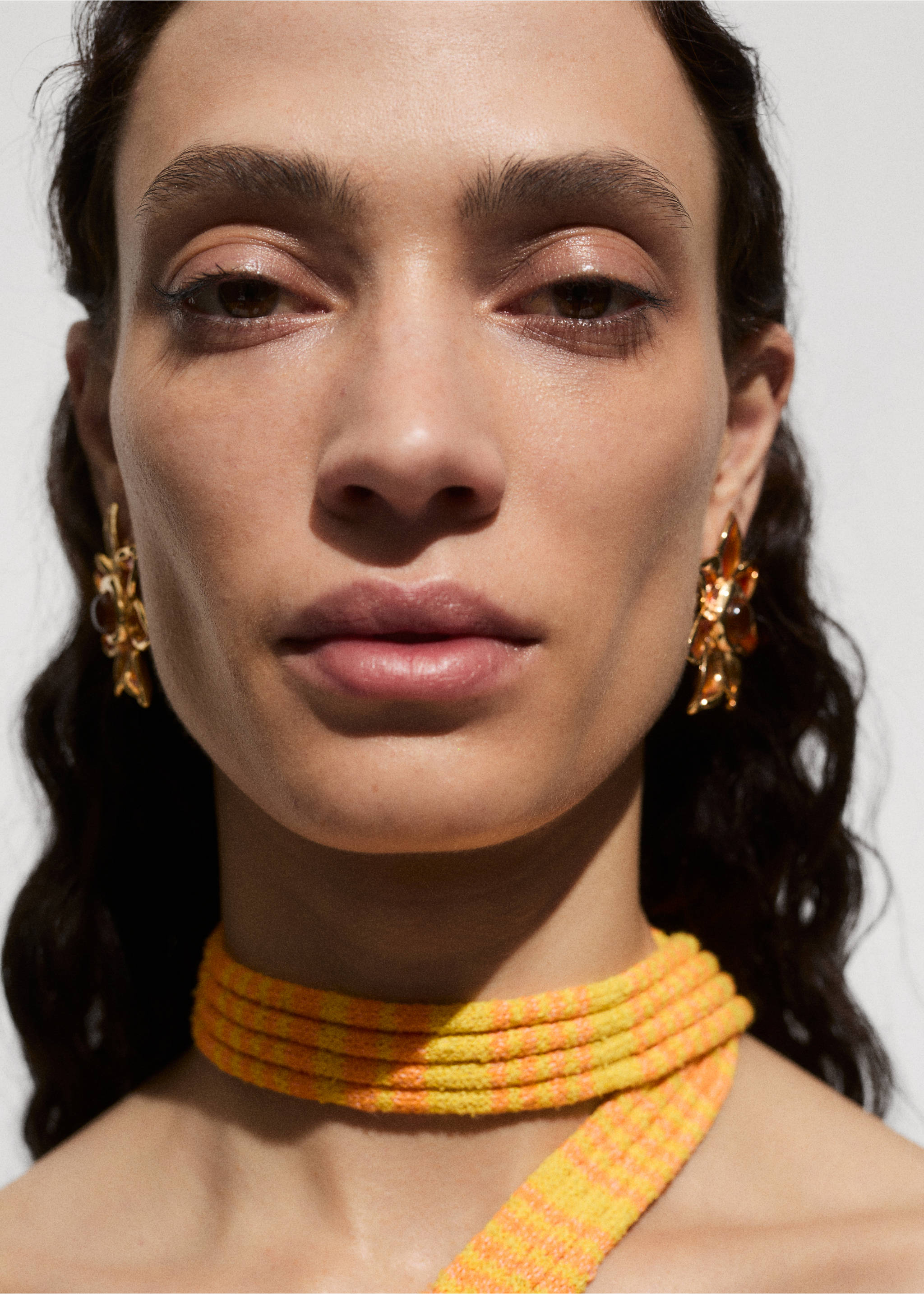 Knit asymmetric top - Details of the article 1, Yellow. Ref: 77020381-00.