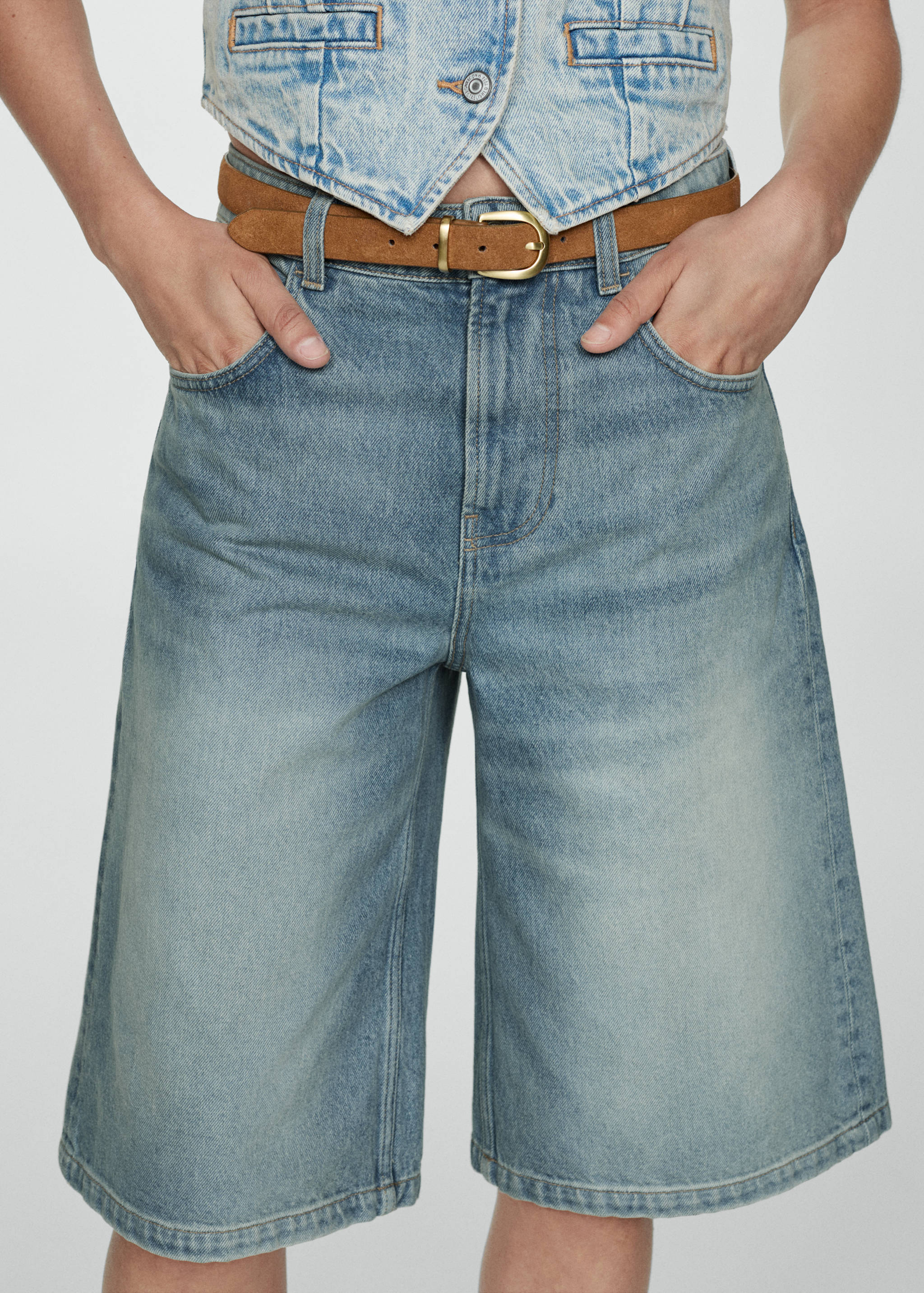 Bermude din denim loose - Plan mediu