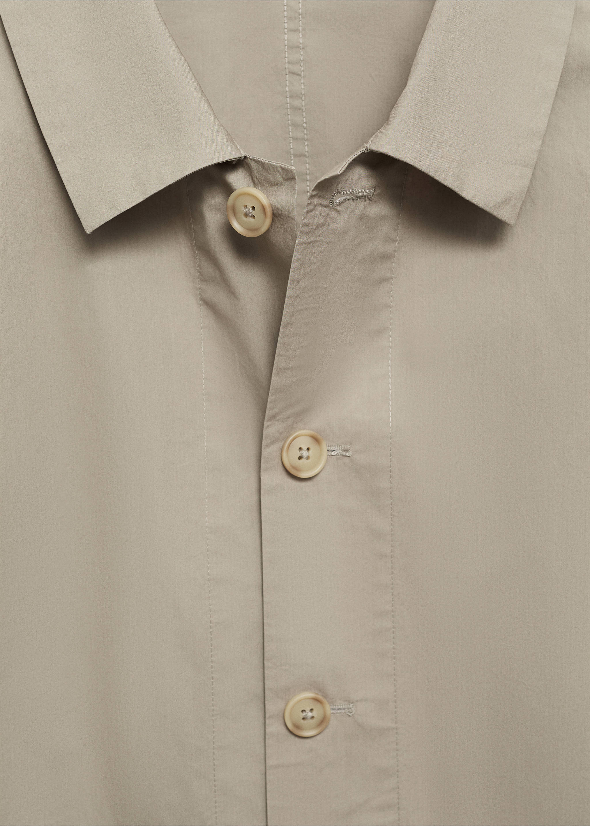 100% cotton poplin overshirt - Details of the article 8, Khaki. Ref: 77020566-00.