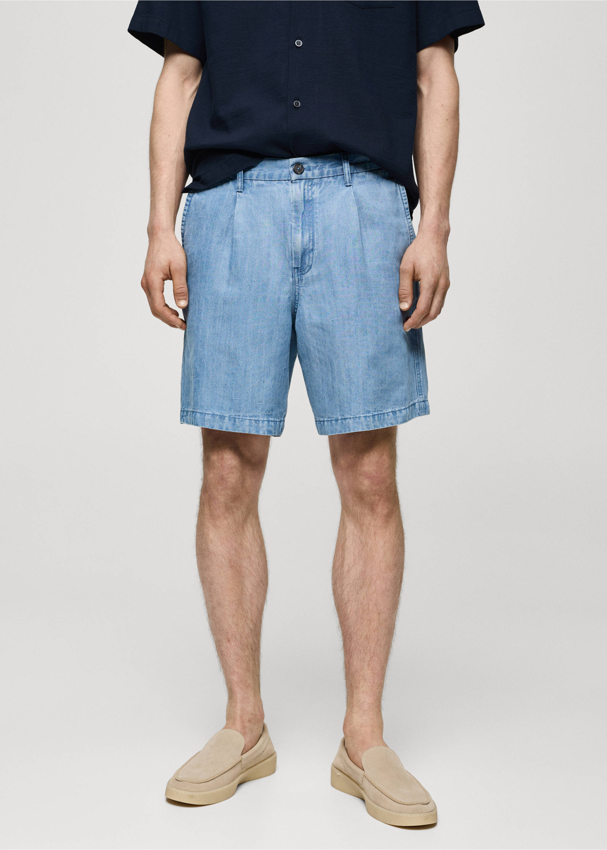 Hemp and lyocell-blend pleated bermuda shorts - Medium plane, Light Blue. Ref: 77020570-00.