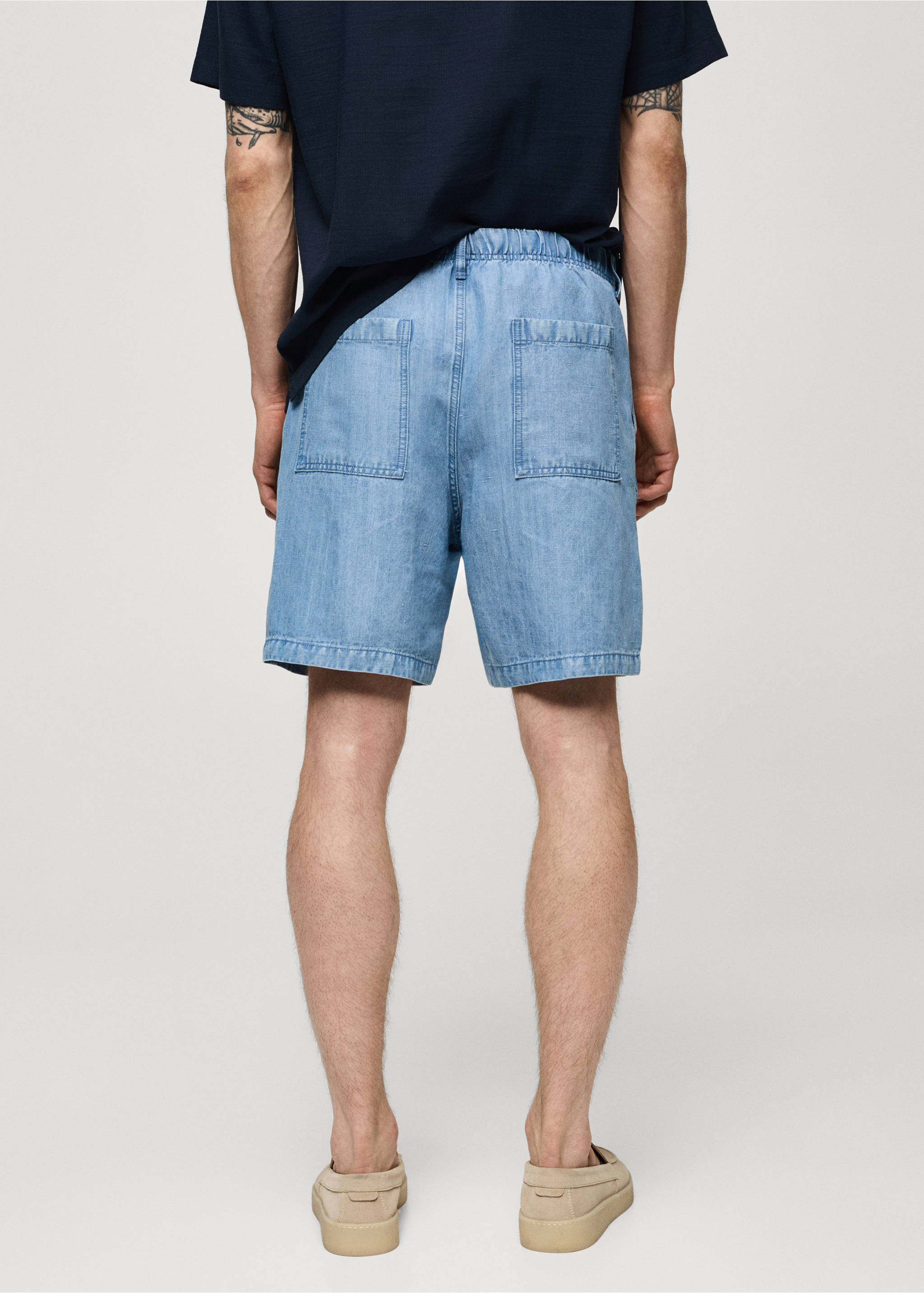 Hemp and lyocell-blend pleated bermuda shorts - Reverse of the article, Light Blue. Ref: 77020570-00.