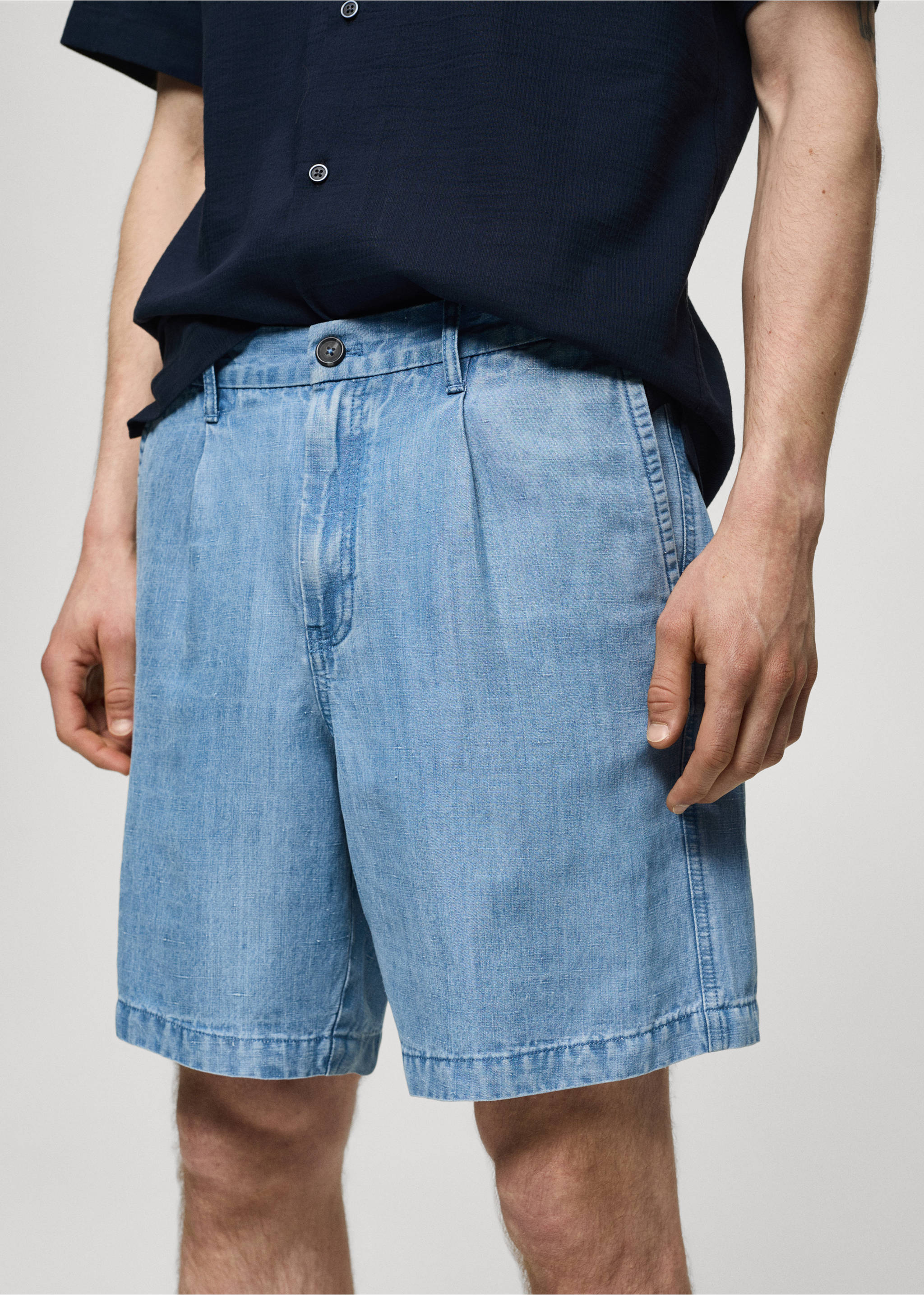 Hemp and lyocell-blend pleated bermuda shorts - Details of the article 1, Light Blue. Ref: 77020570-00.