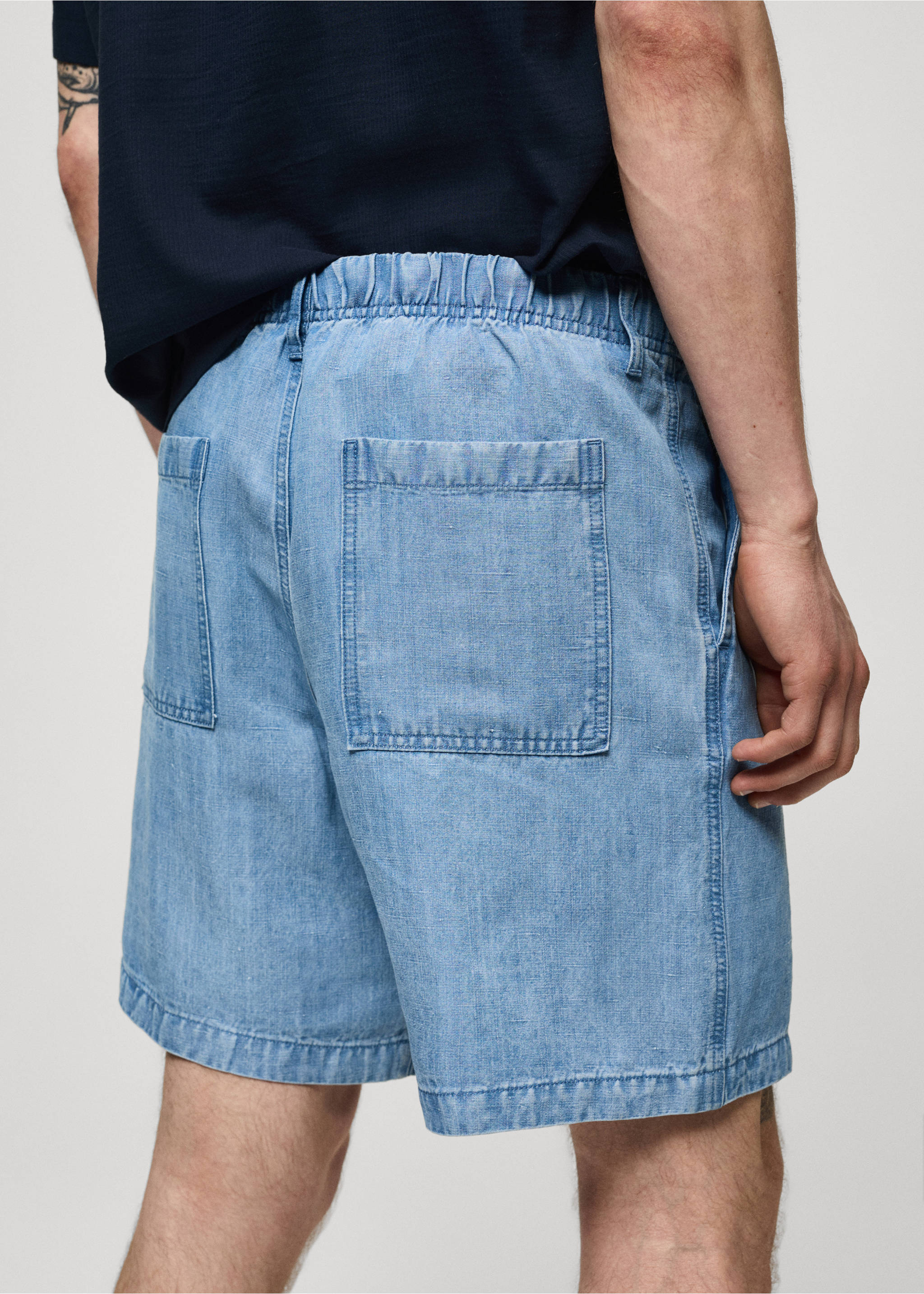 Hemp and lyocell-blend pleated bermuda shorts - Details of the article 2, Light Blue. Ref: 77020570-00.