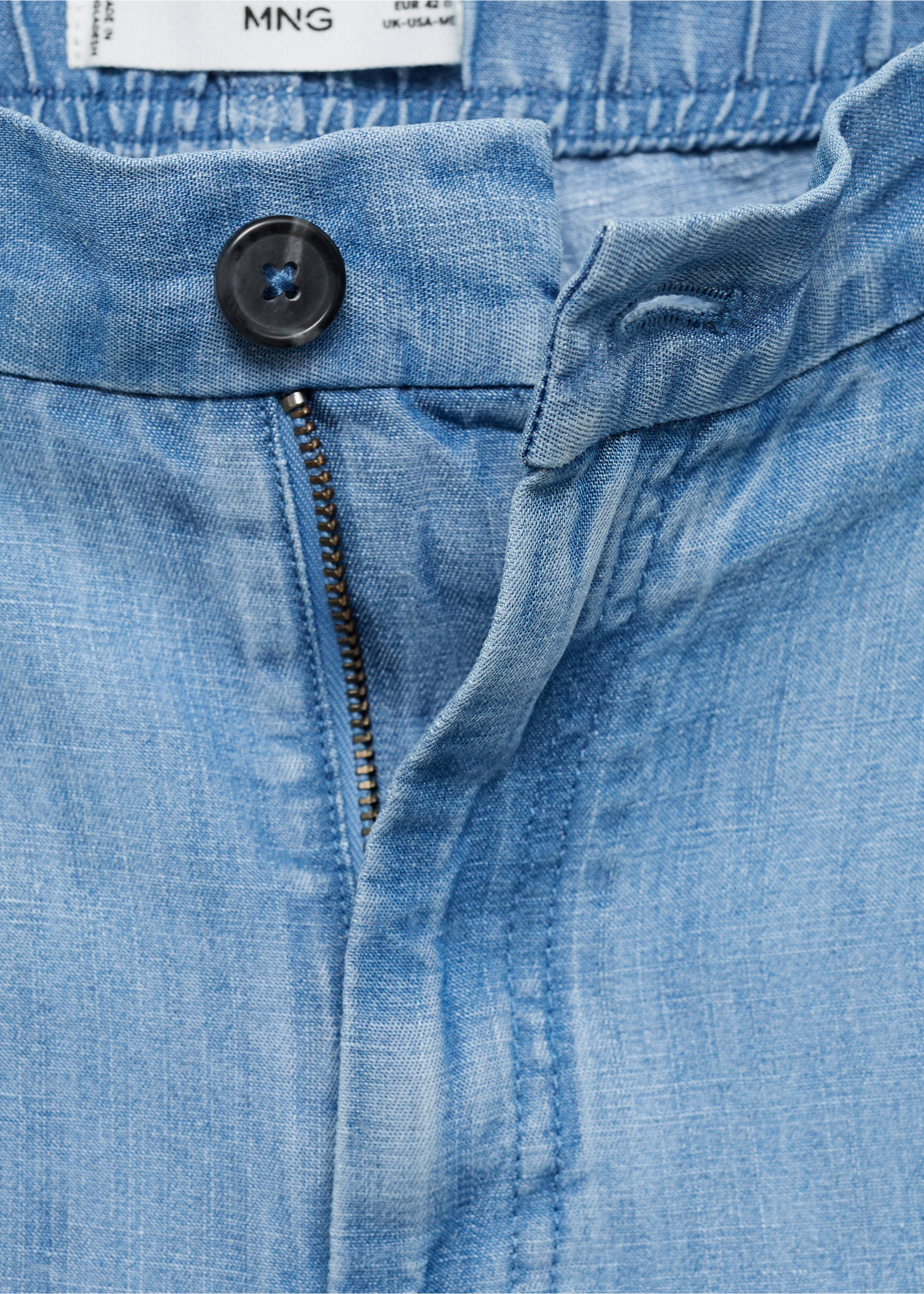 Hemp and lyocell-blend pleated bermuda shorts - Details of the article 8, Light Blue. Ref: 77020570-00.
