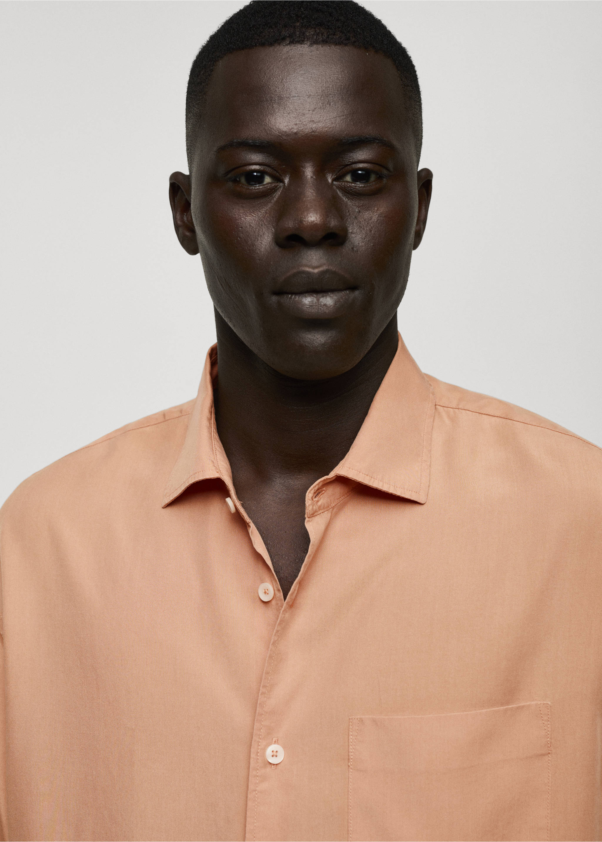 Chemise relaxed-fit 100 % Tencel - Détail de l'article 1, Pêche. Ref: 77020575-00.