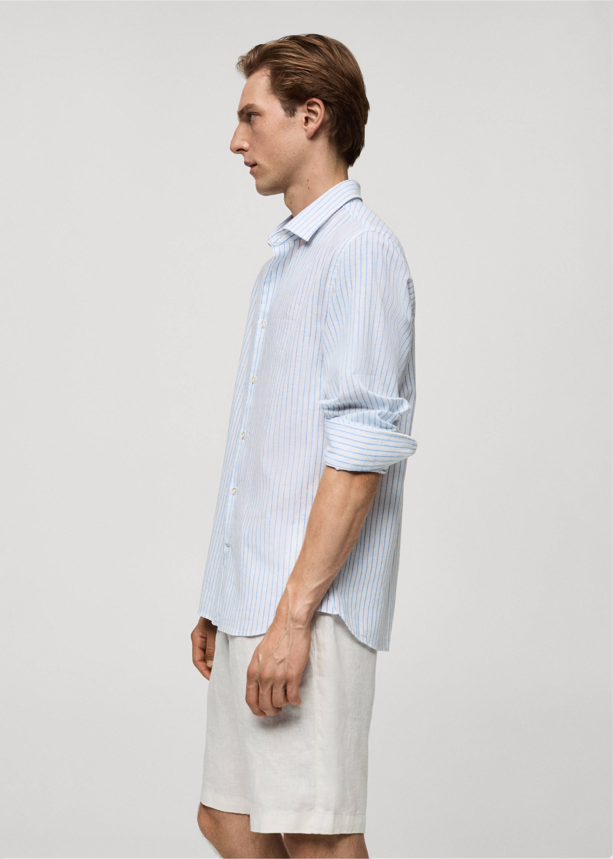 Regular-fit striped cotton-linen shirt - Details of the article 2, White. Ref: 77020579-00.