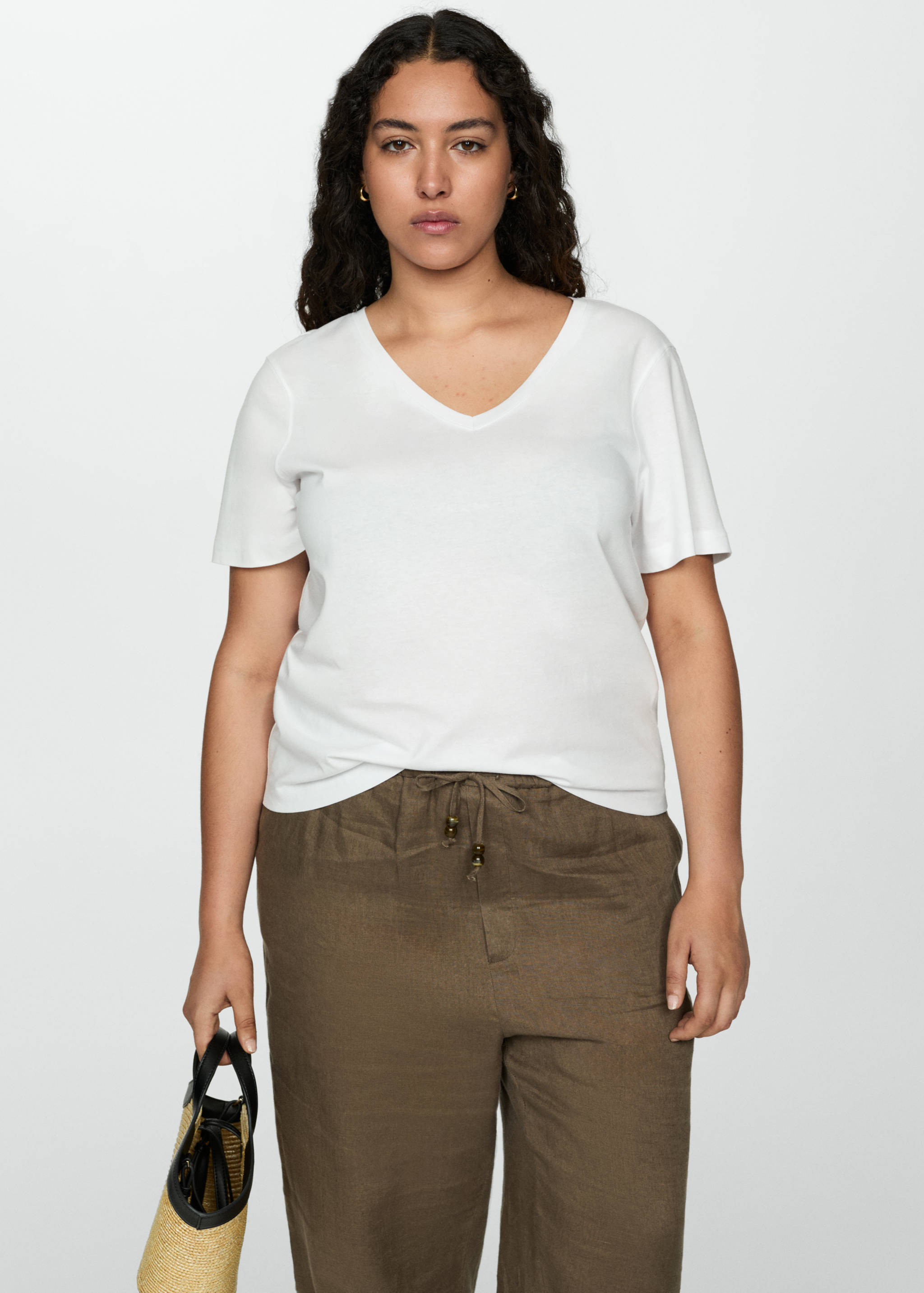 V-neck cotton T-shirt - Details of the article 5