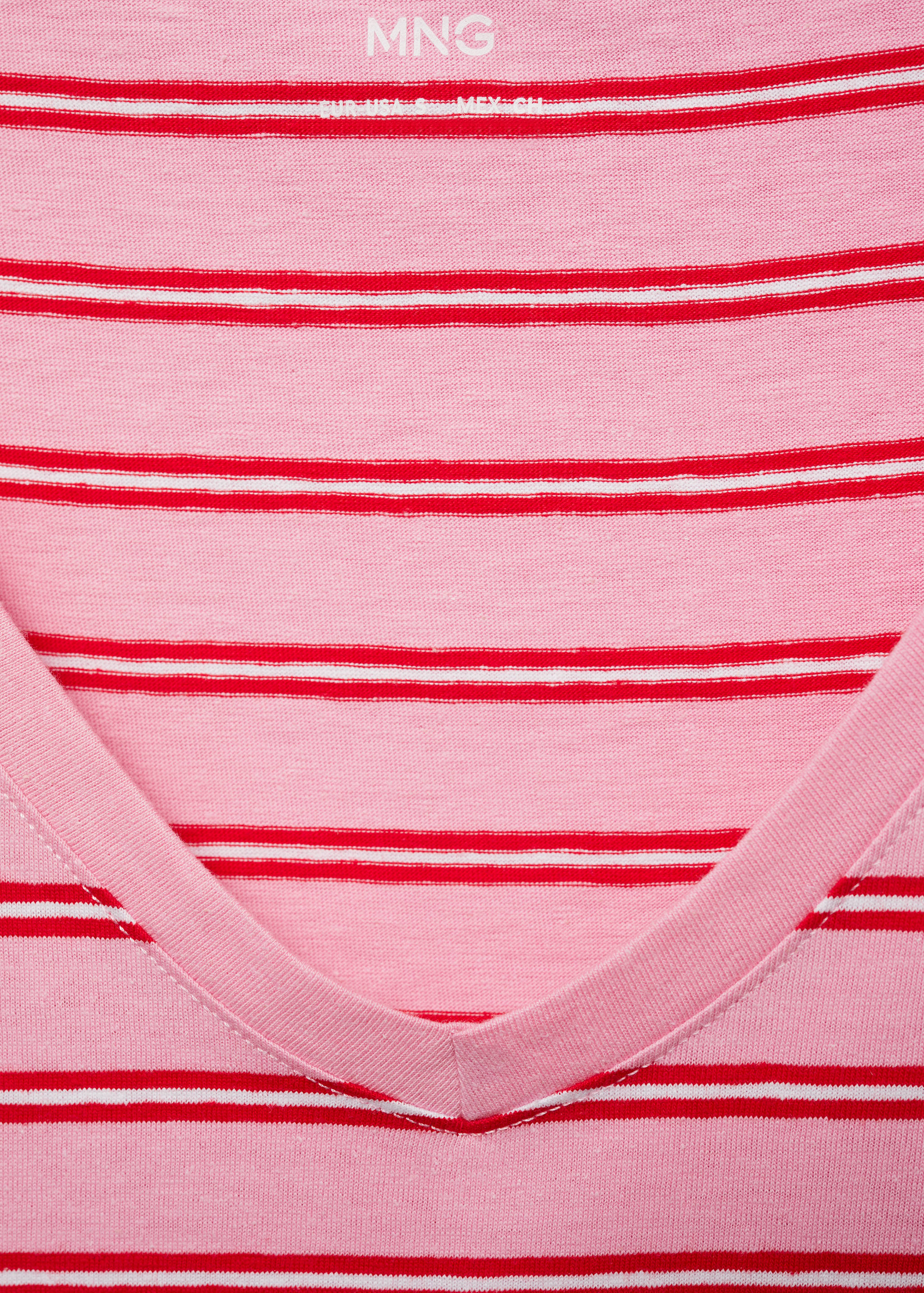 V-neck cotton T-shirt - Details of the article 8