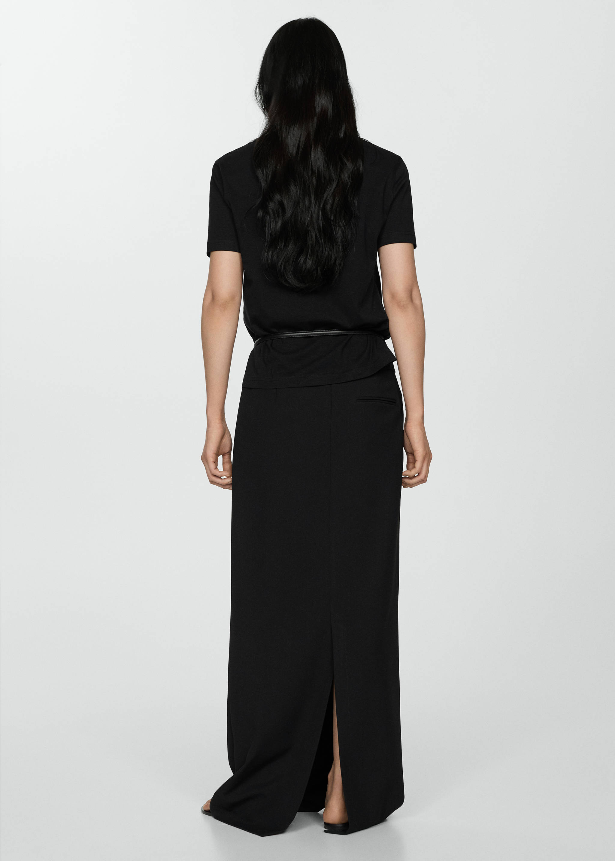 V-neck cotton T-shirt - Reverse of the article