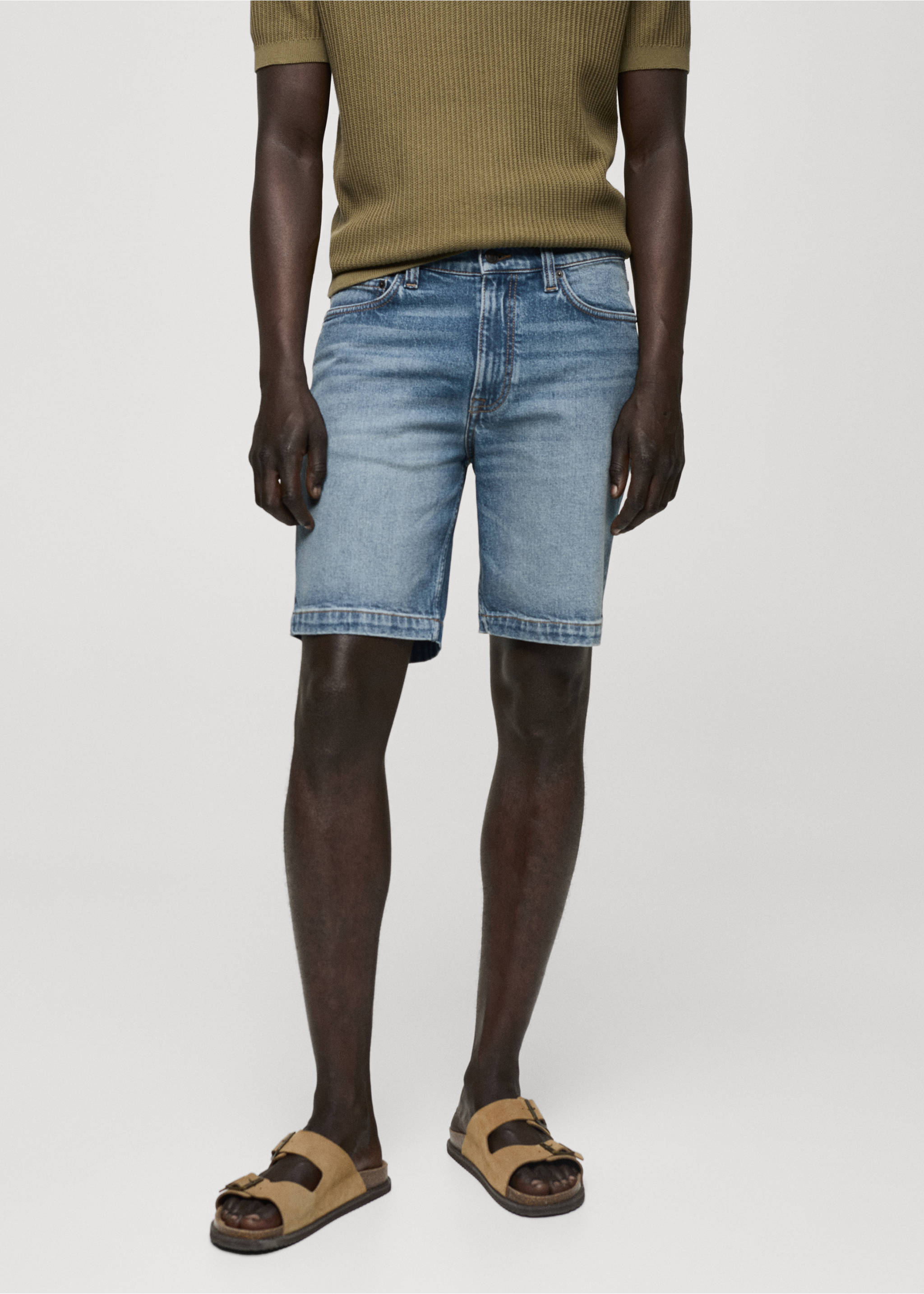 Regular-fit denim bermuda shorts - Medium plane, Dark Blue. Ref: 77020599-00.