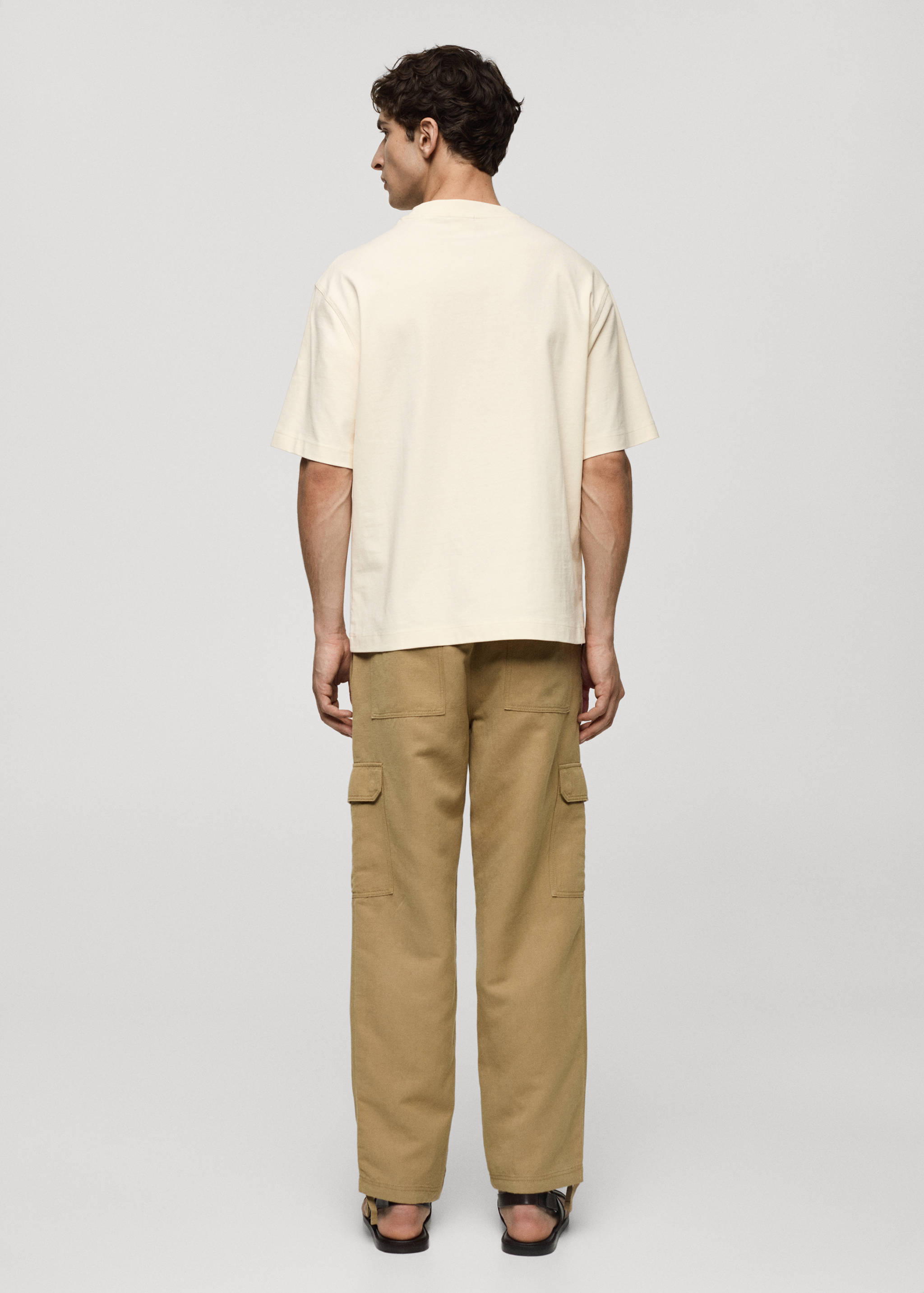 100% cotton t-shirt with pocket - Reverse of the article