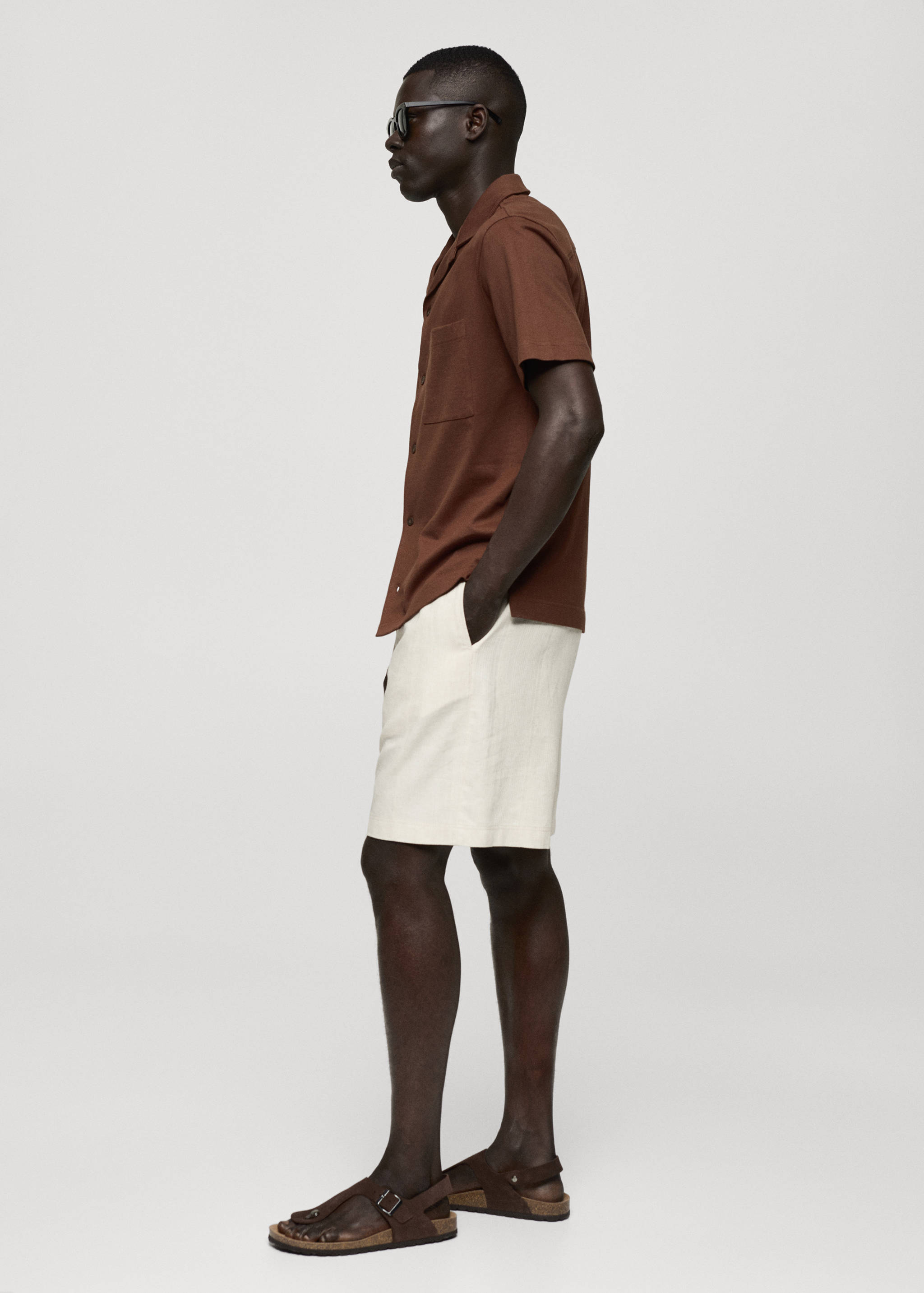 Regular-fit 100% cotton shirt - Details of the article 2