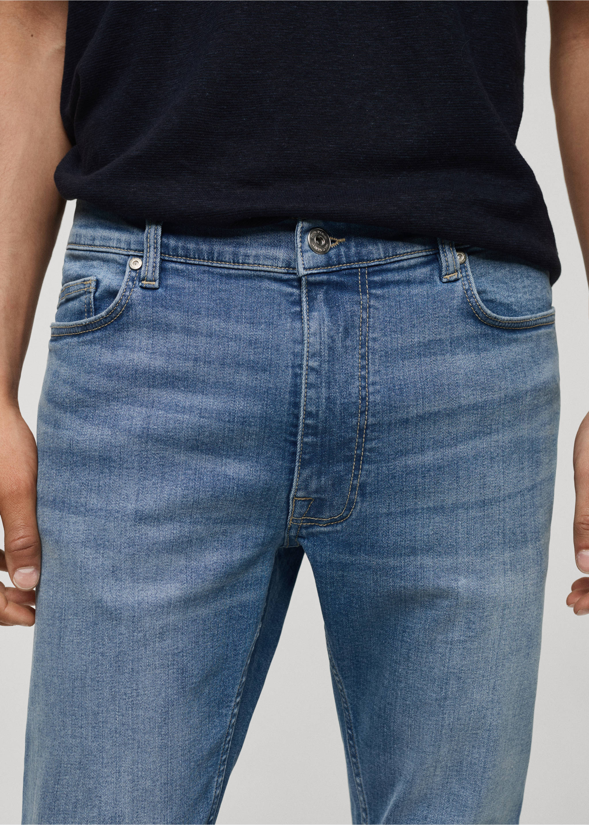Jude skinny-fit jeans - Details of the article 1, Medium Blue. Ref: 77020618-00.